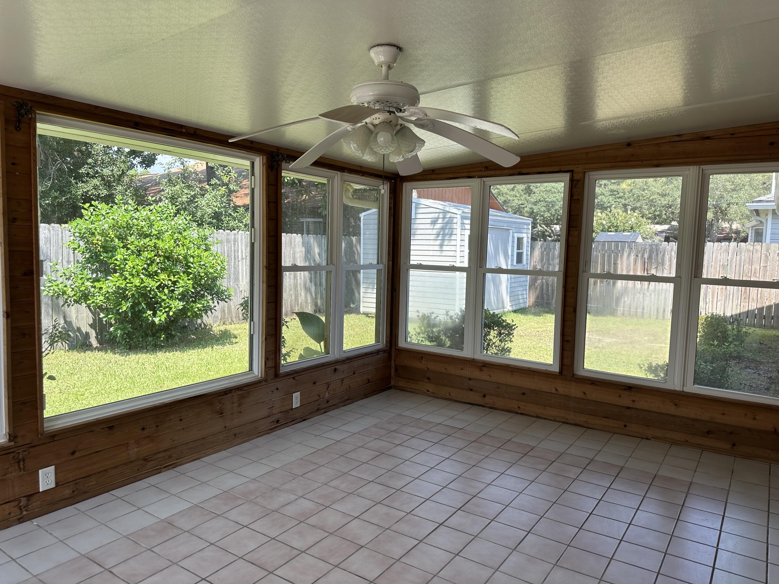 FELICITY PLACE LOT 2 - Residential Lease