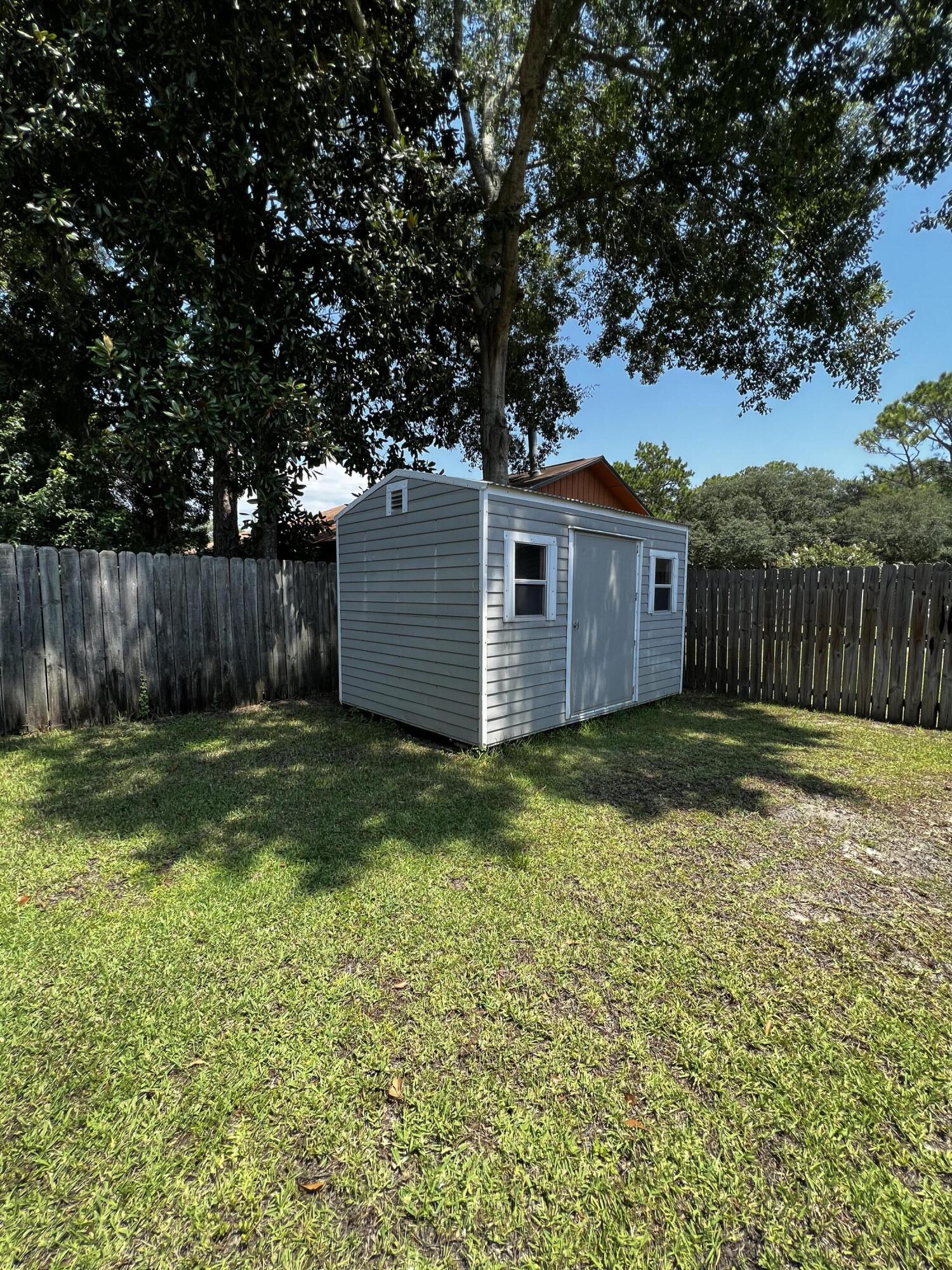 FELICITY PLACE LOT 2 - Residential Lease