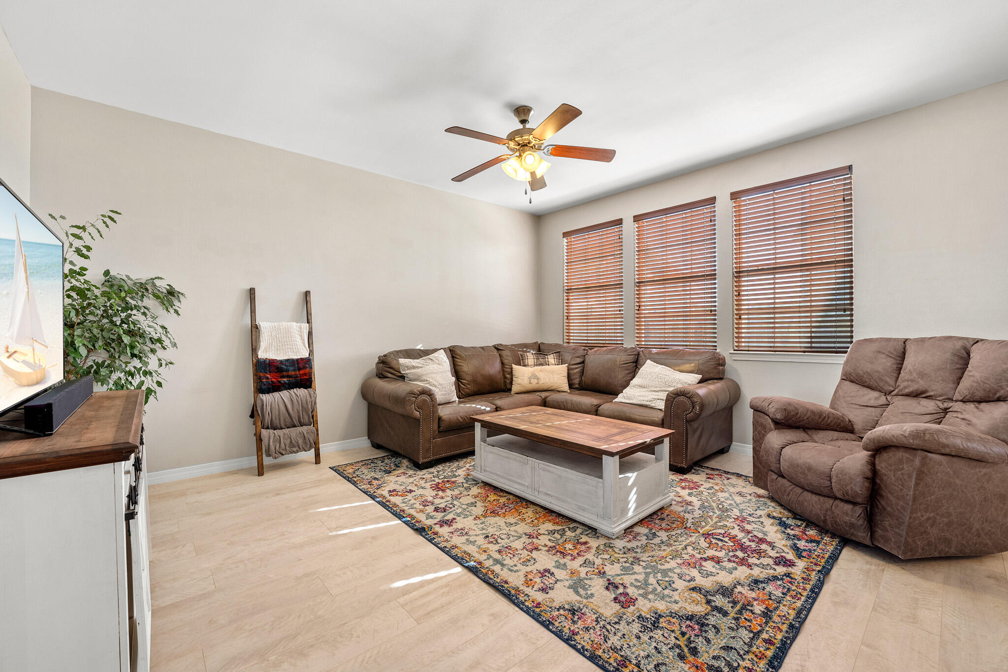 SANDY RIDGE ESTATES - Residential