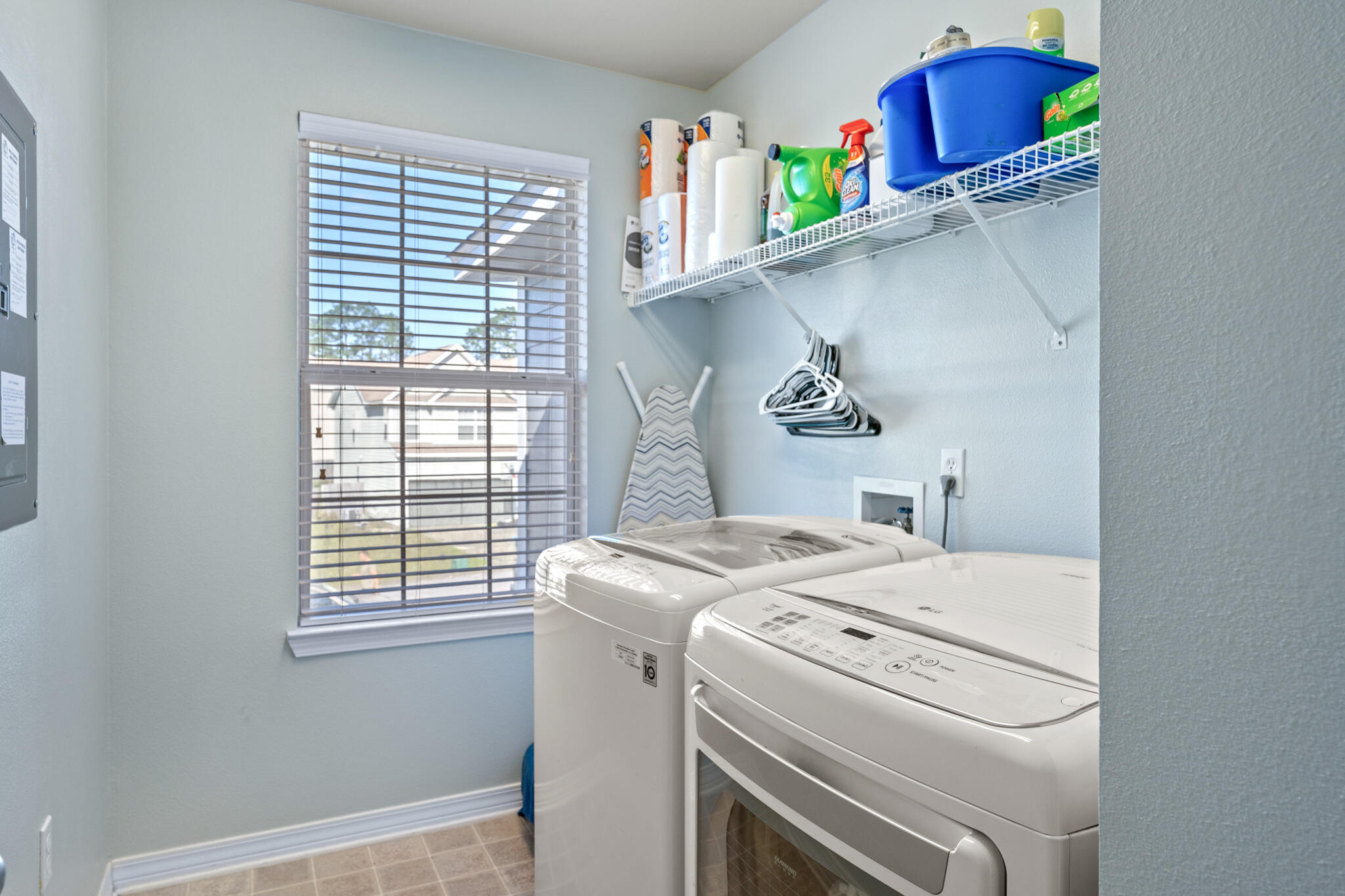 SANDY RIDGE ESTATES - Residential