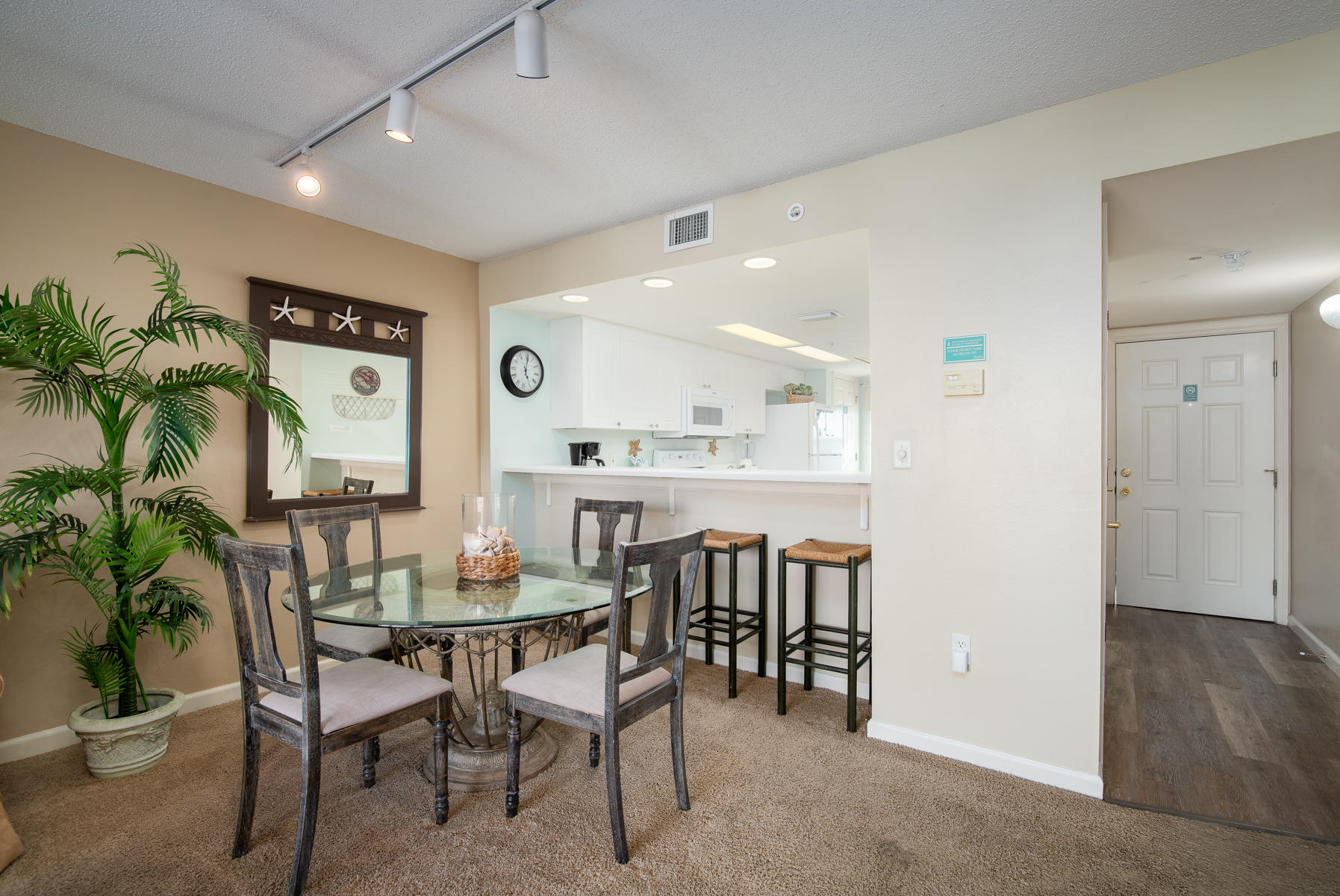 SEACREST CONDOMINIUMS - Residential