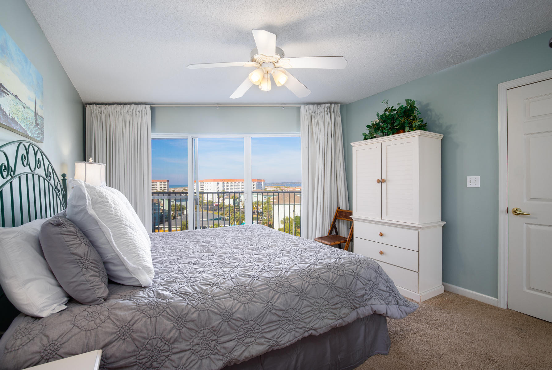 SEACREST CONDOMINIUMS - Residential