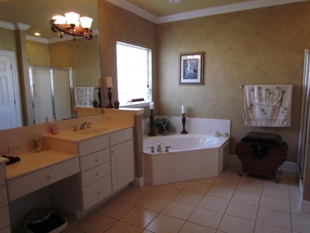 HOLIDAY SHORES EST 4TH ADDN - Residential