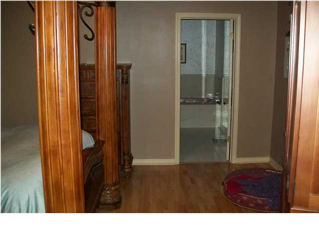 RIVERSIDE NORTH - Residential Lease