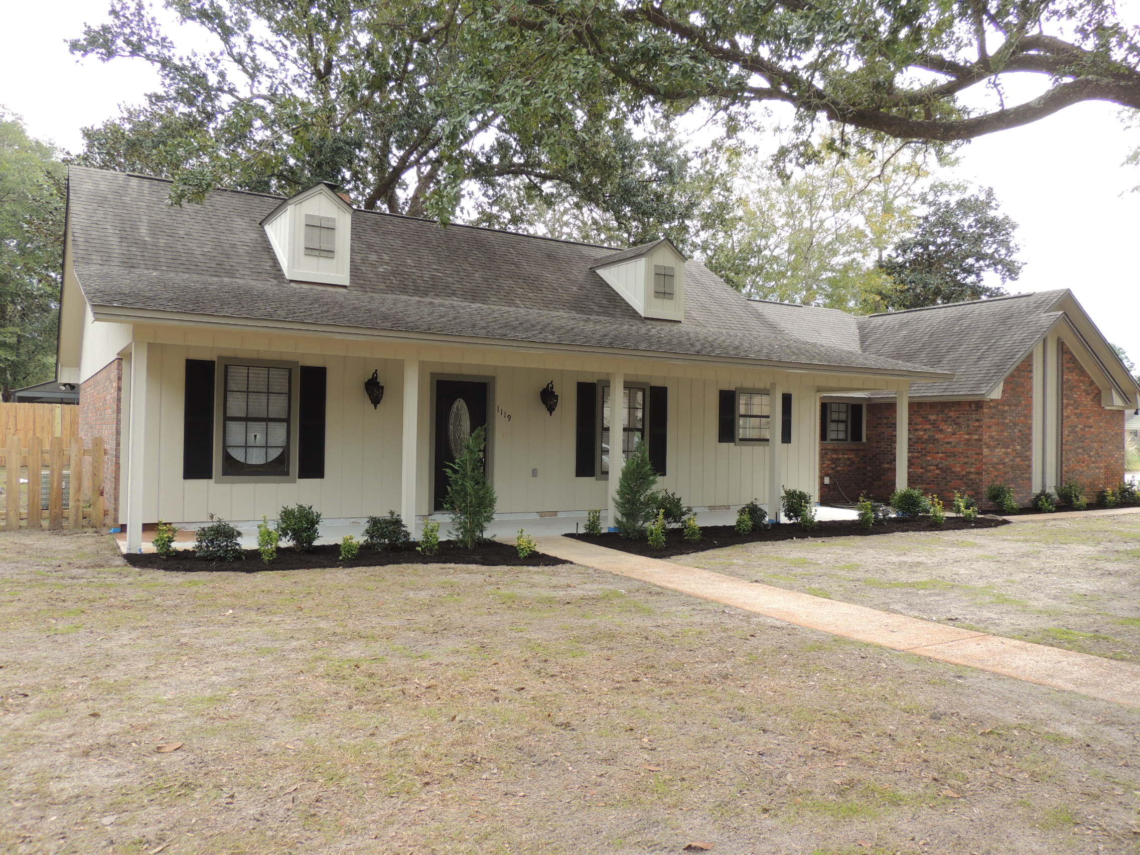 PINEWOOD ESTATES 2 - Residential