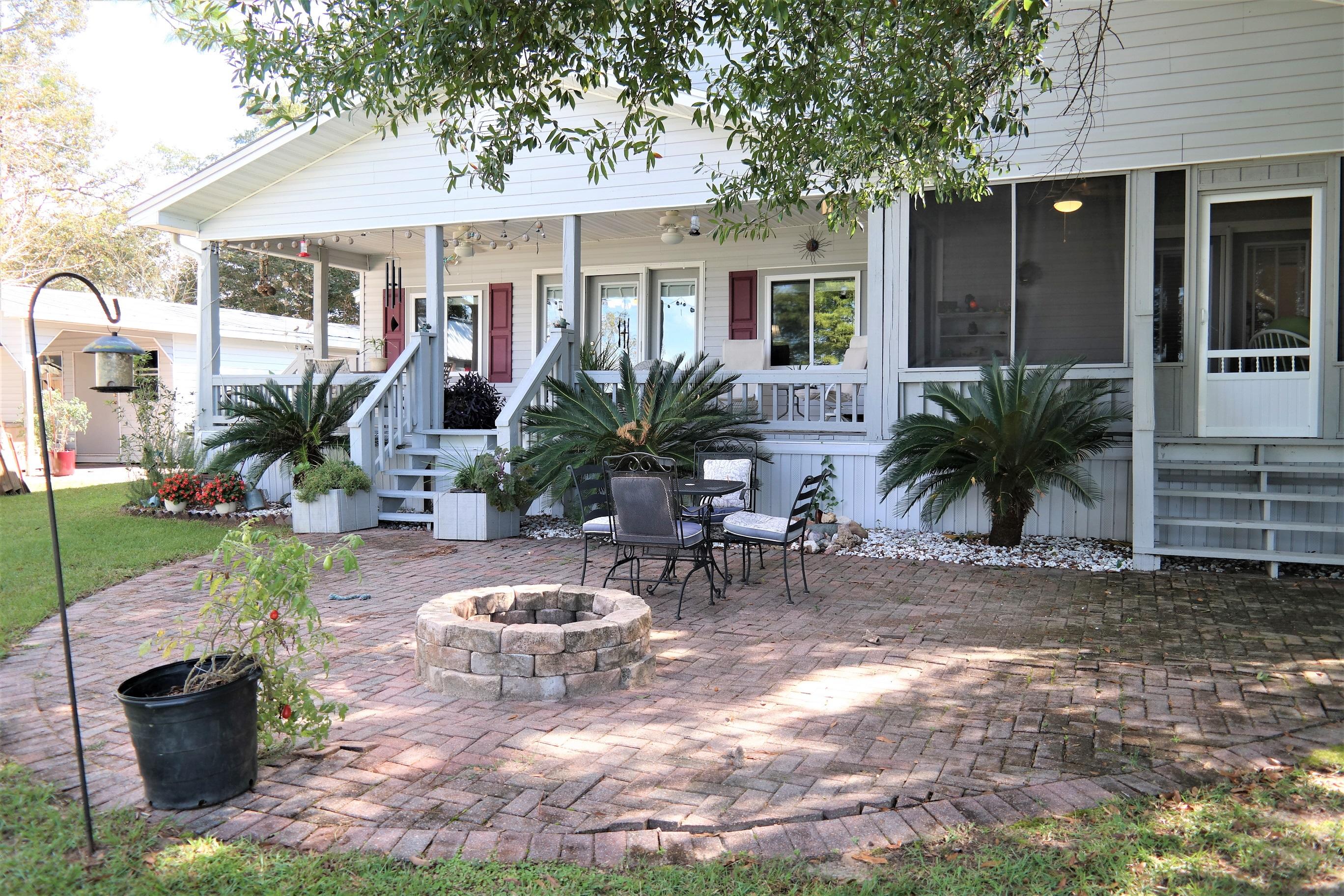 PARADISE ISLAND - Residential