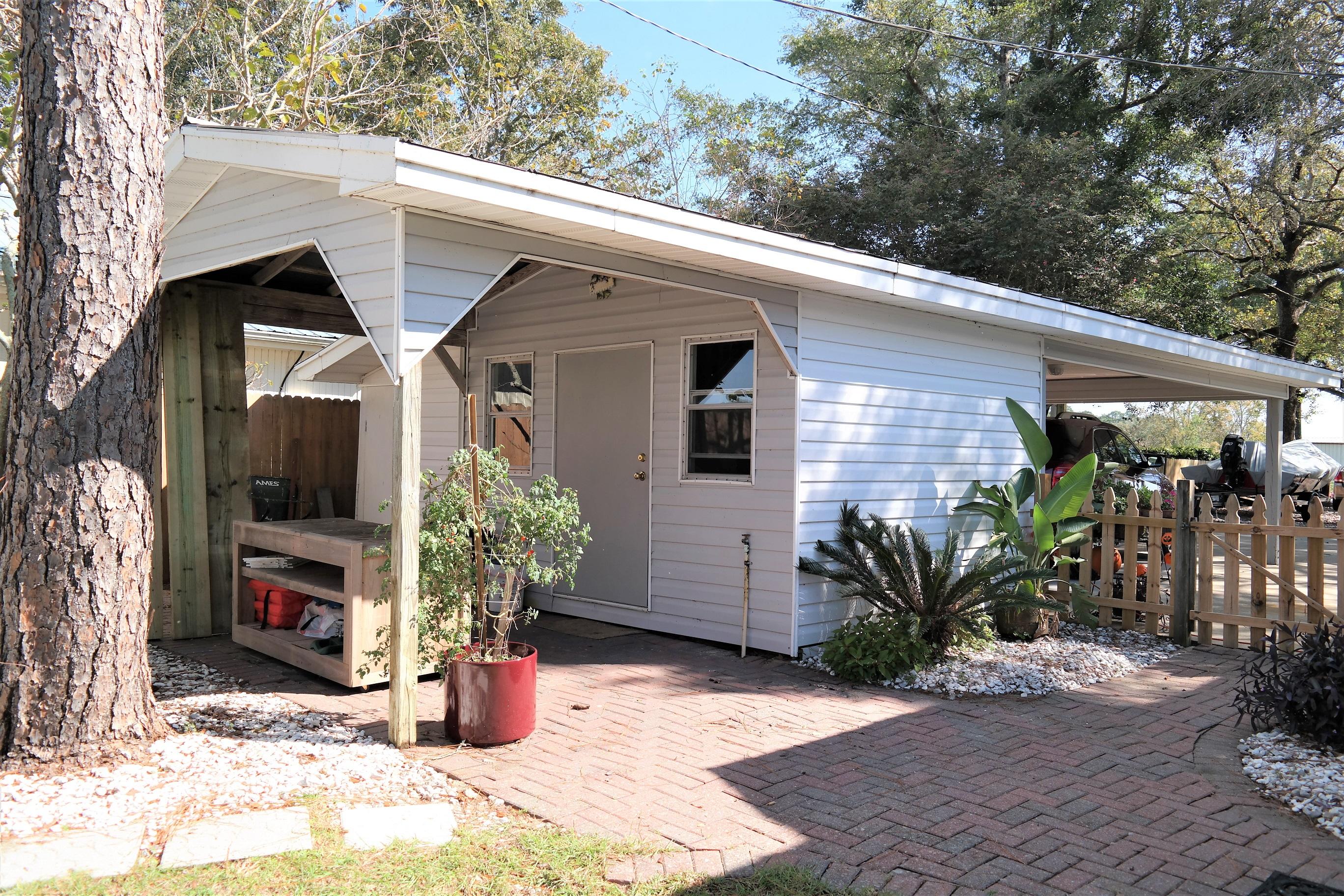 PARADISE ISLAND - Residential