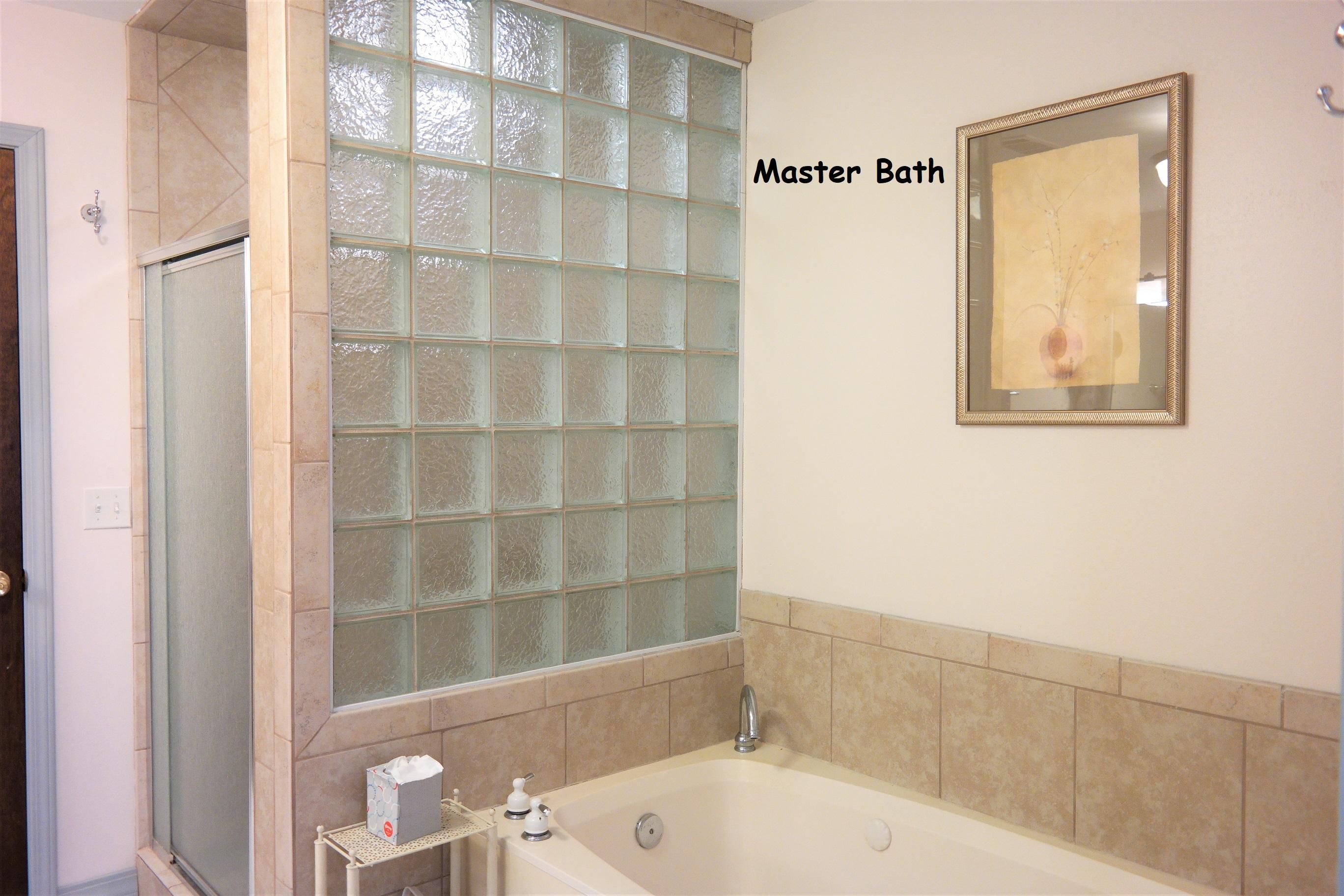 PARADISE ISLAND - Residential