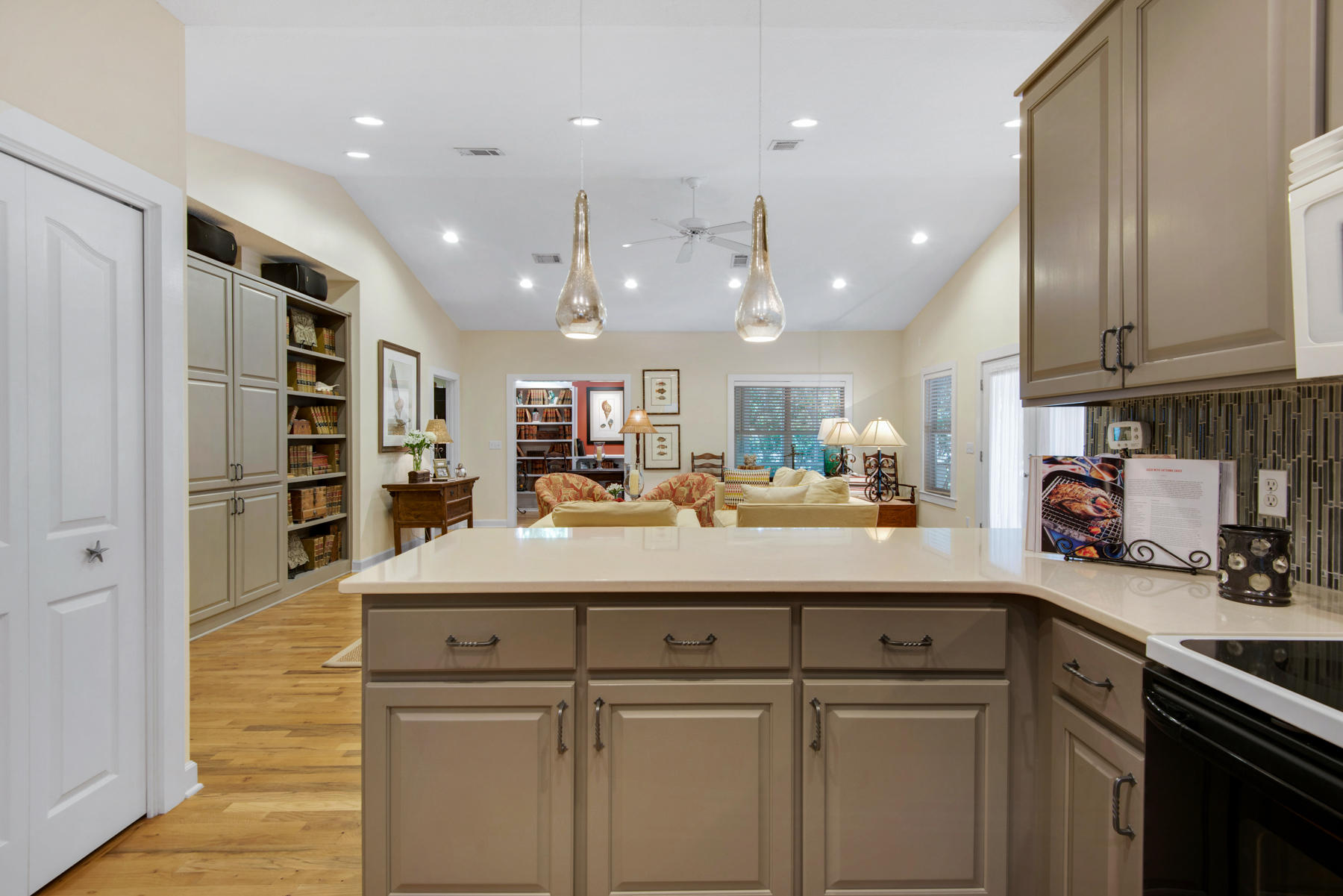 GROVE BY THE SEA 2ND ADDN - Residential