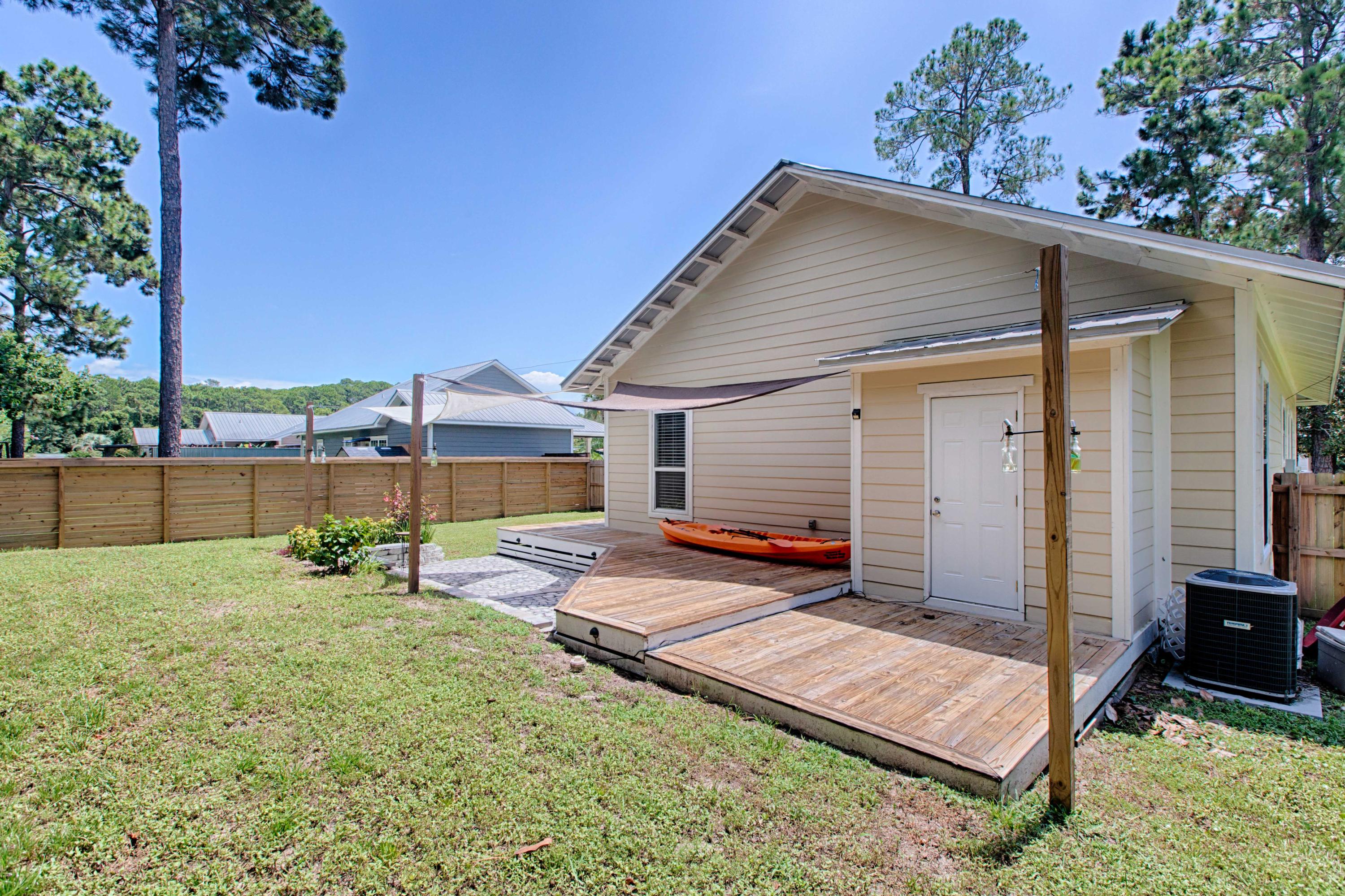 PINE GARDEN UNREC - Residential