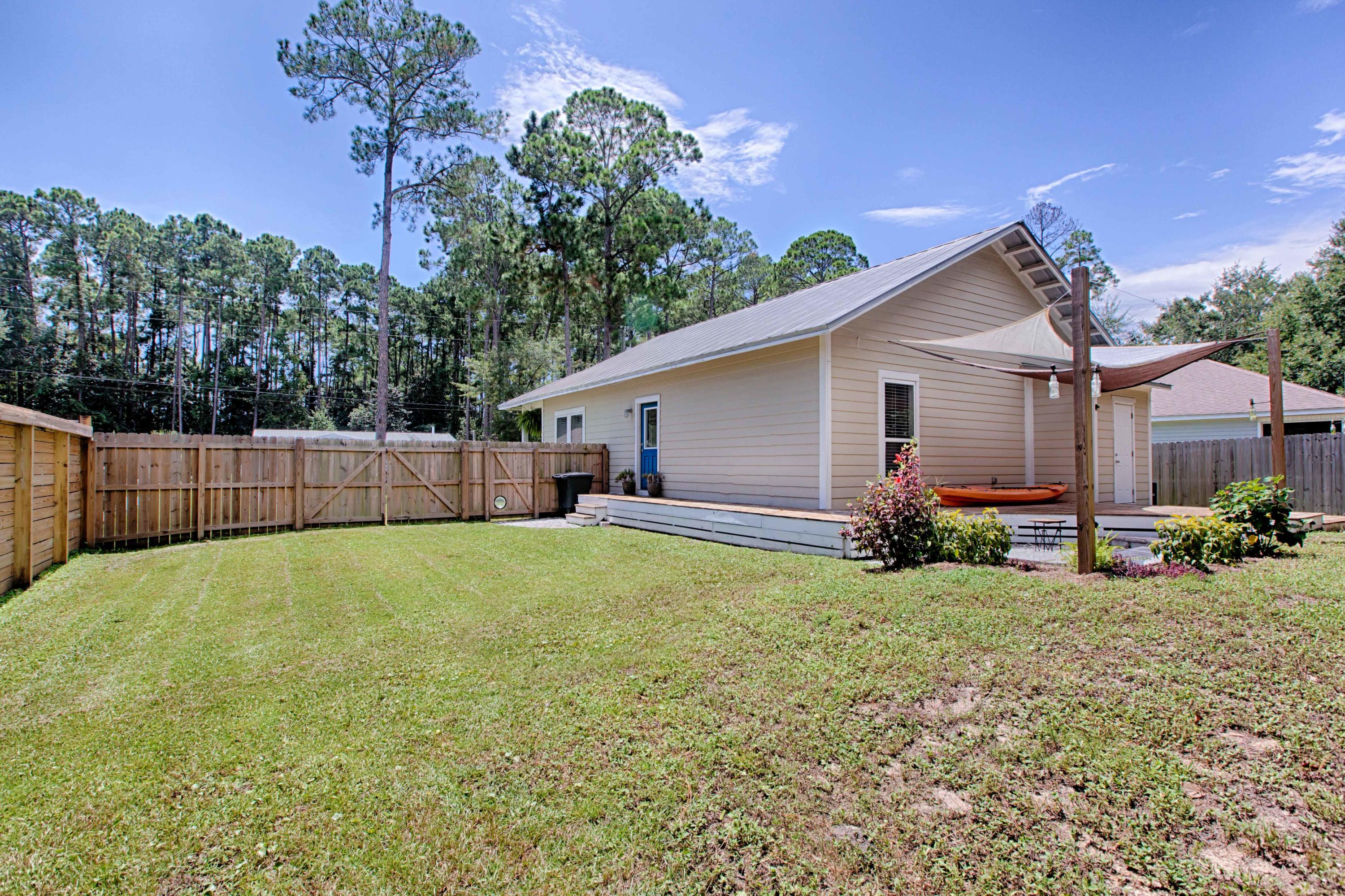 PINE GARDEN UNREC - Residential