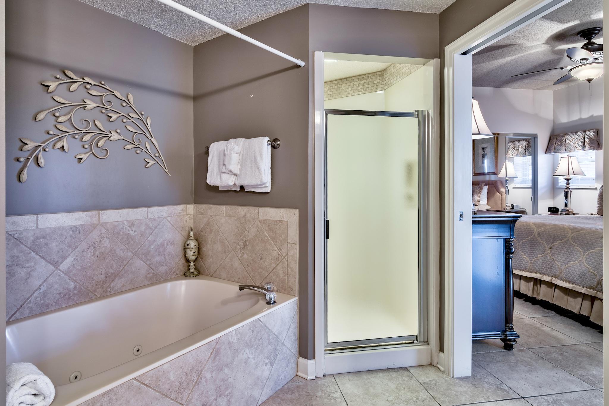 TIDES AT TOPS'L - Residential