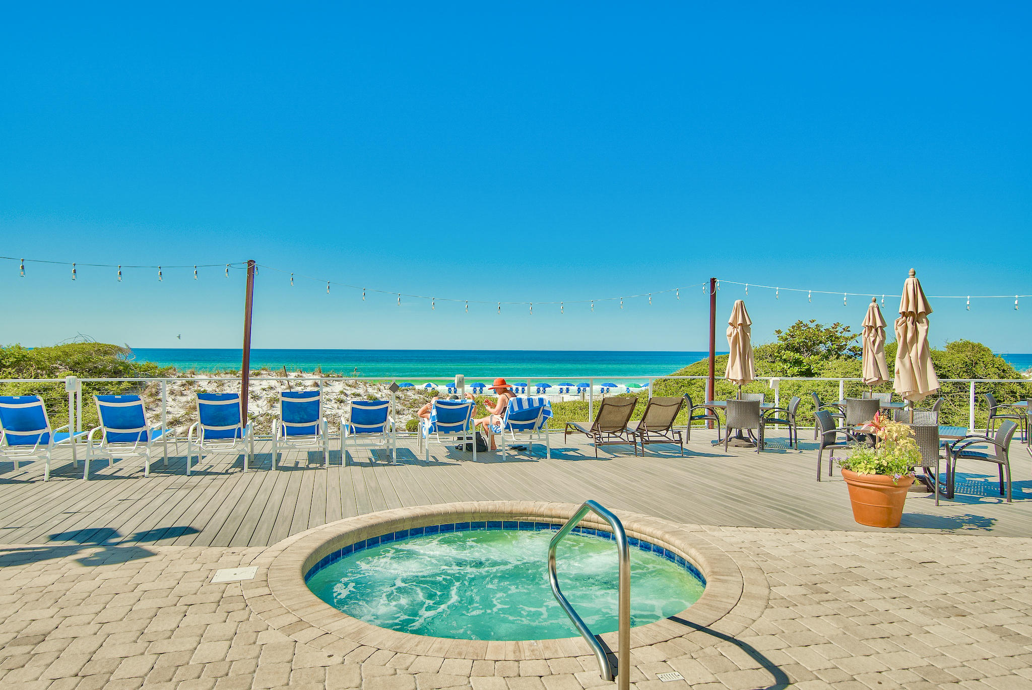 TIDES AT TOPS'L - Residential