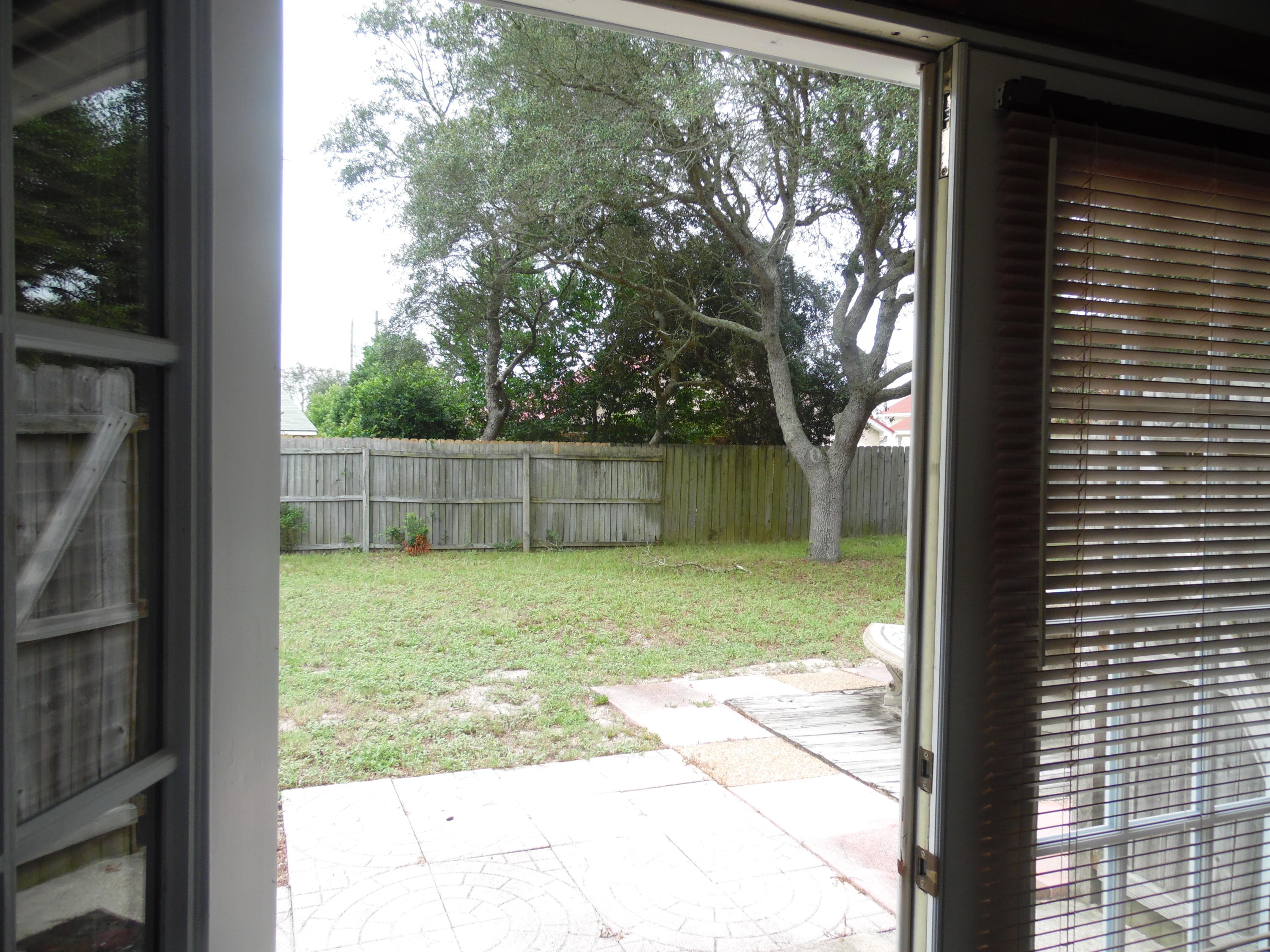 RIVIERA BEACH - Residential