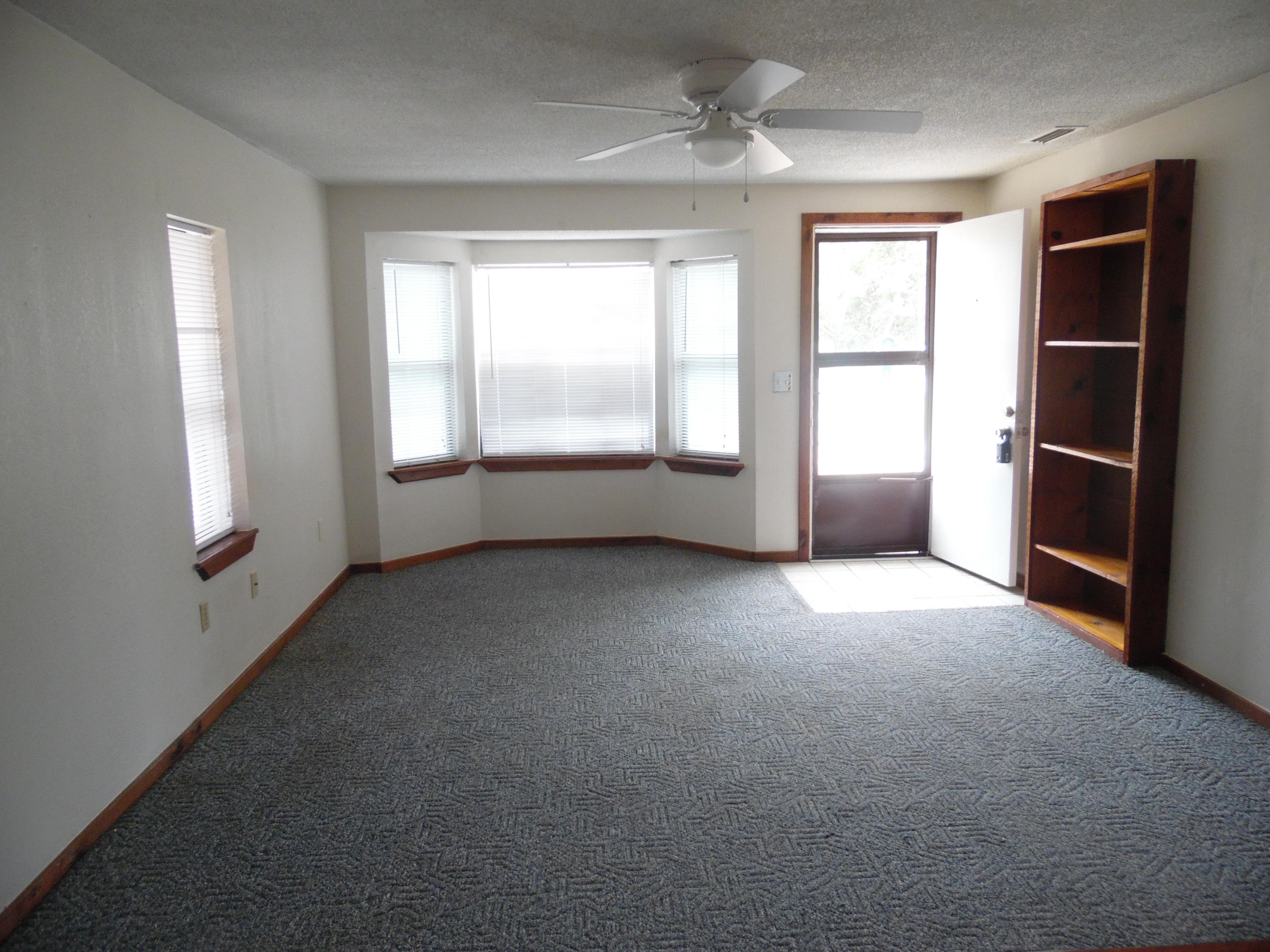 RIVIERA BEACH - Residential