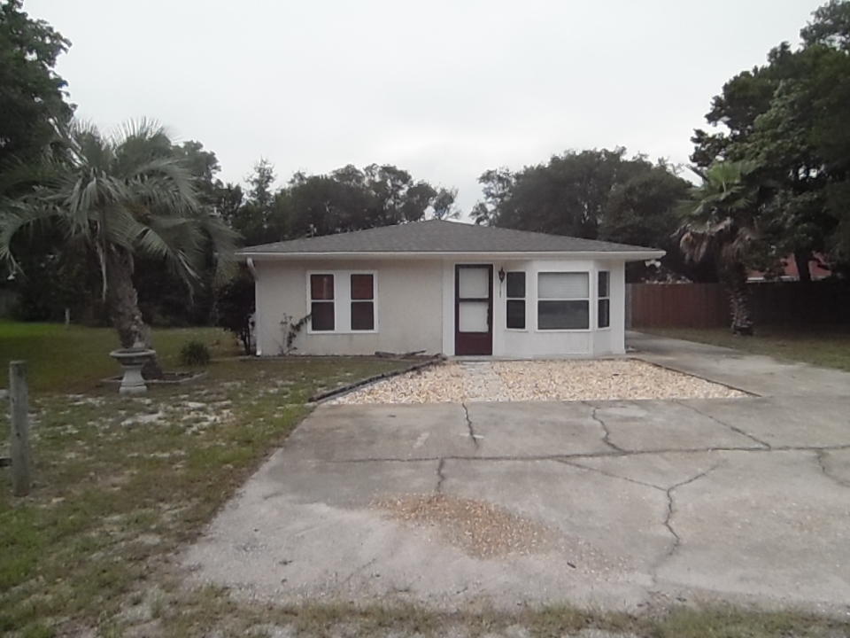 RIVIERA BEACH - Residential