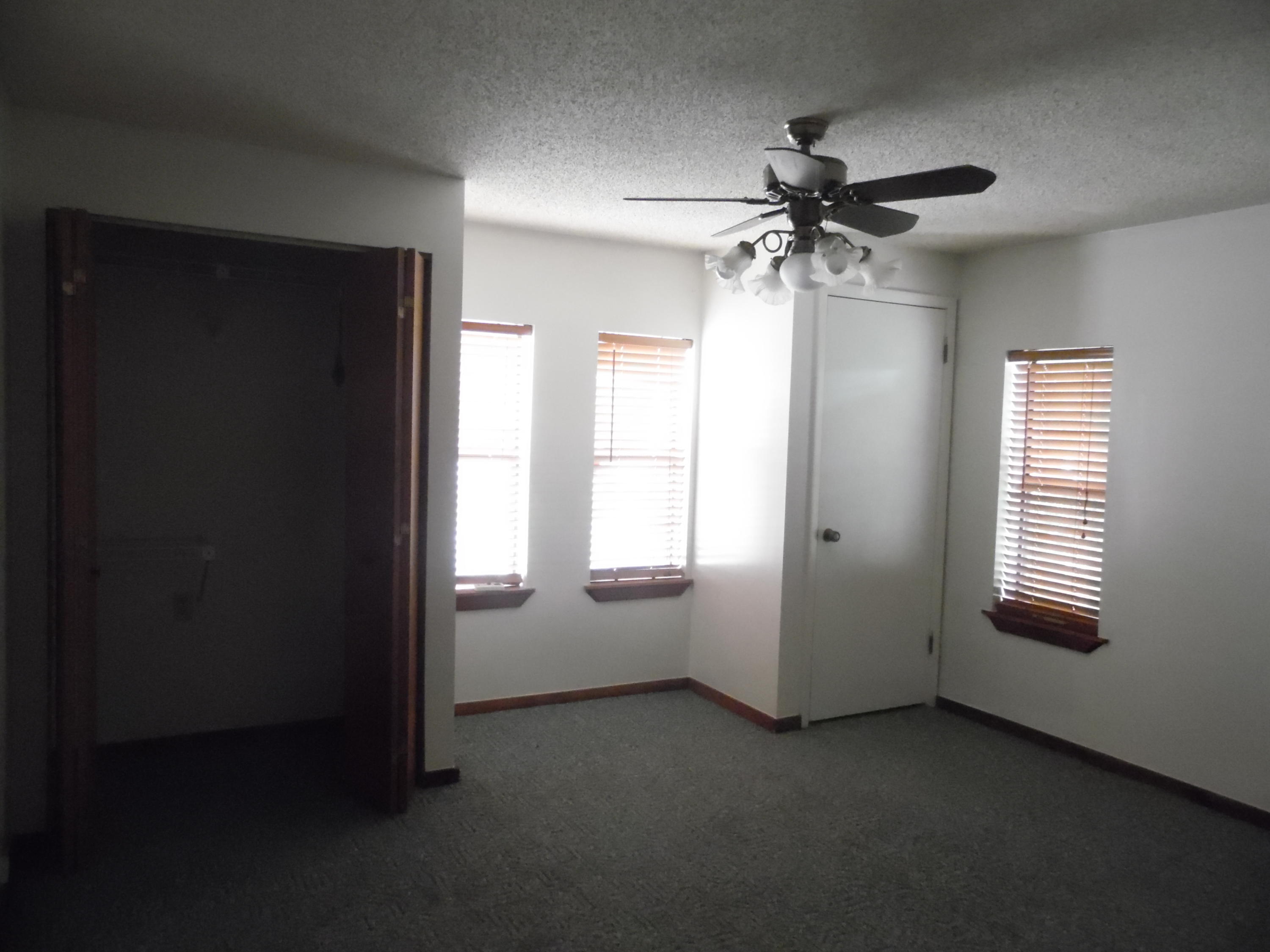 RIVIERA BEACH - Residential