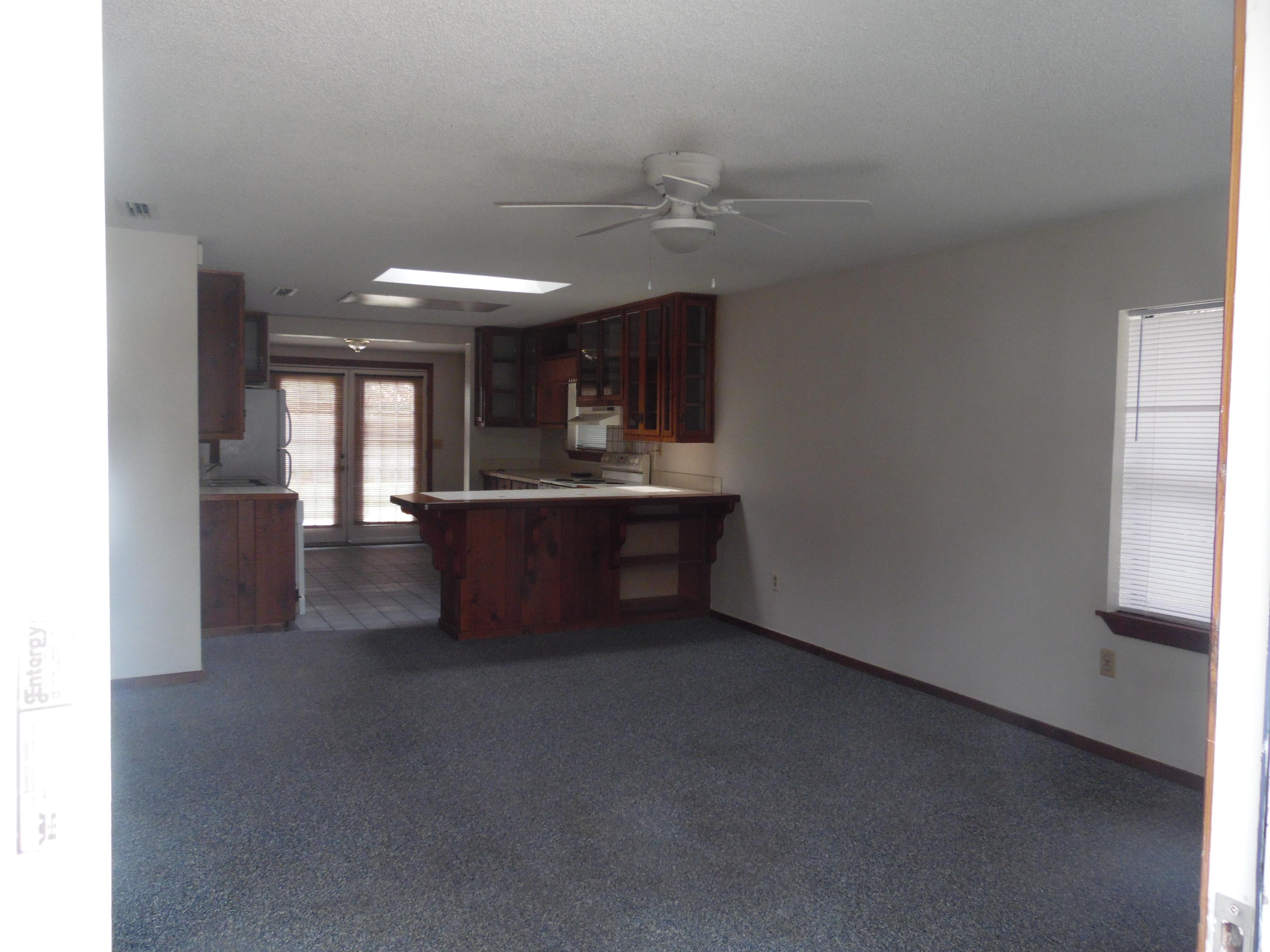 RIVIERA BEACH - Residential