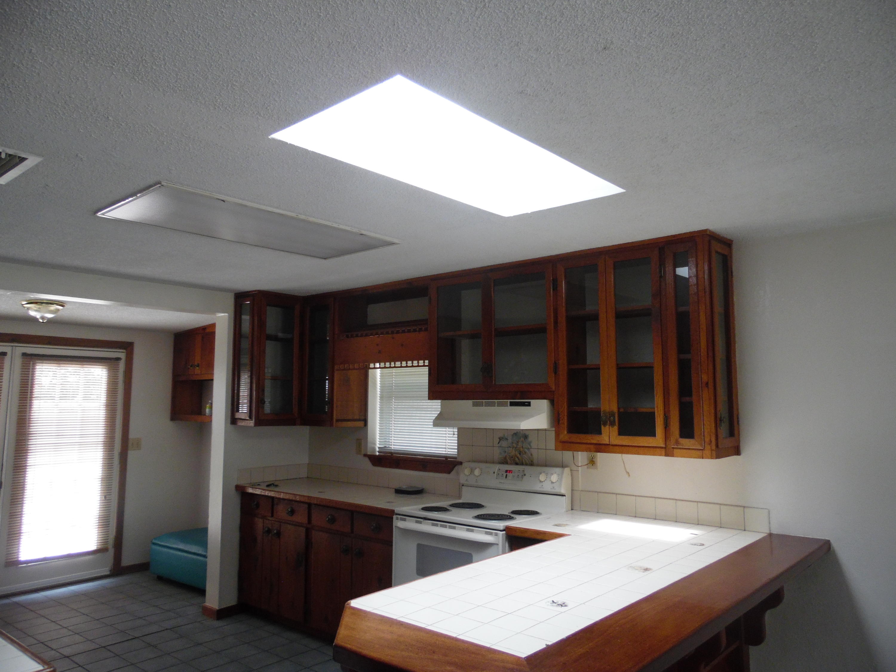 RIVIERA BEACH - Residential