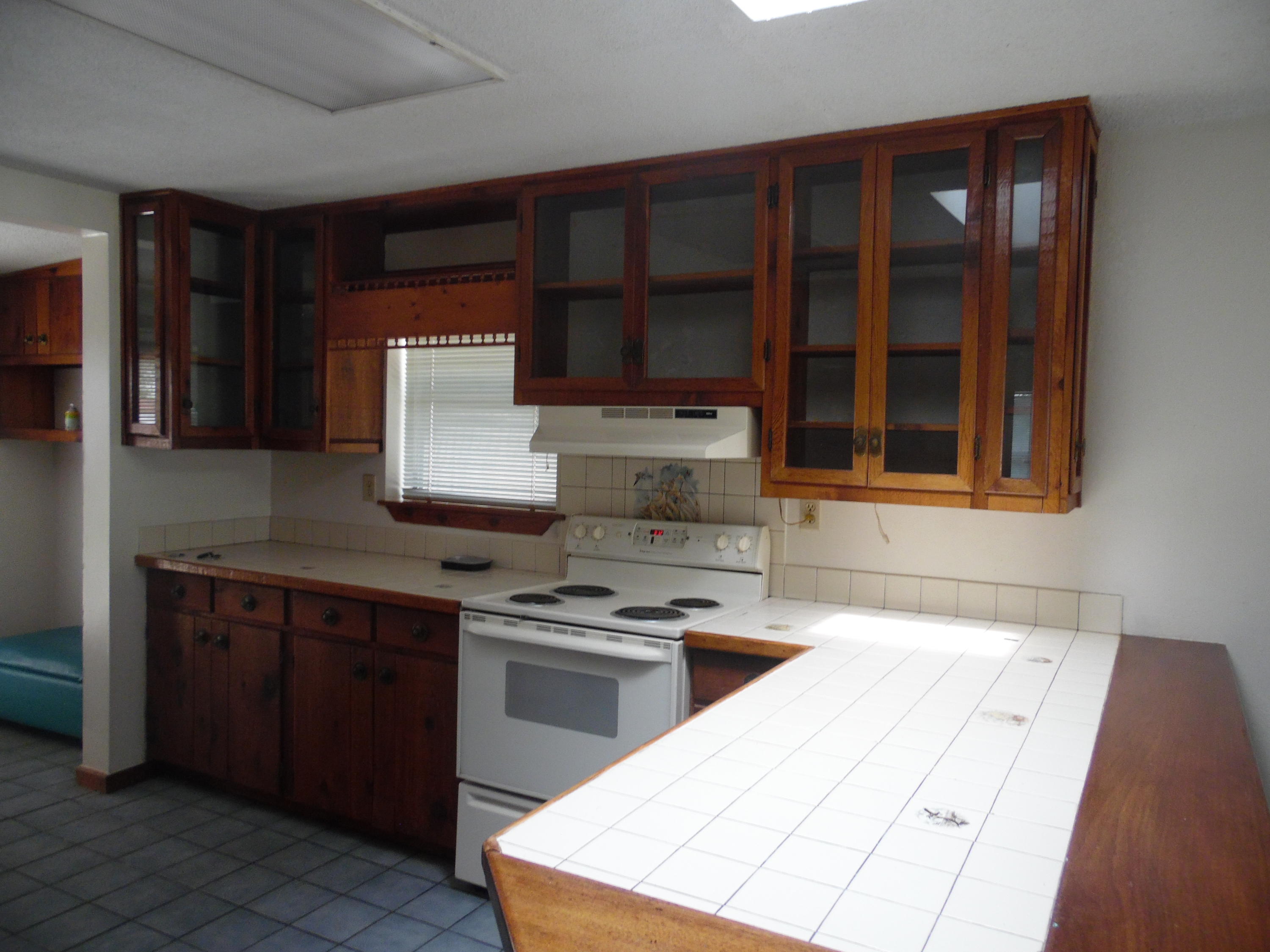 RIVIERA BEACH - Residential