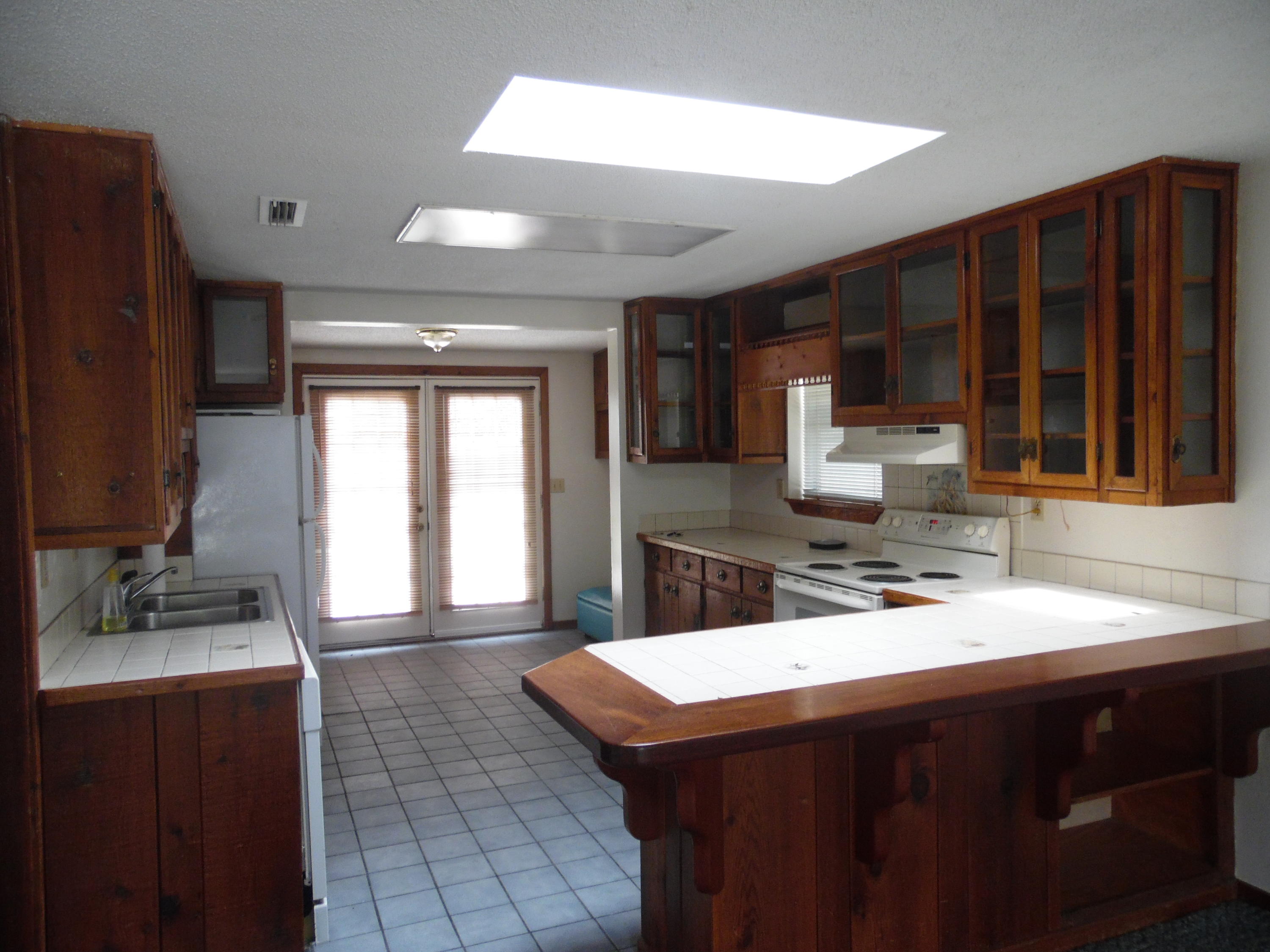 RIVIERA BEACH - Residential