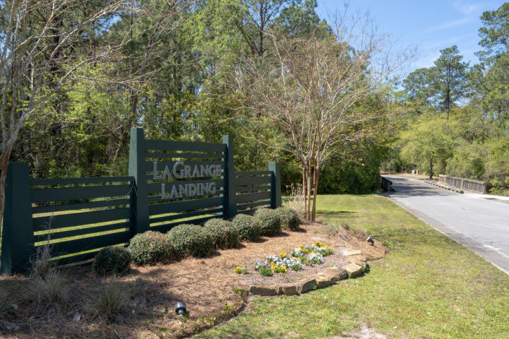 LAGRANGE LANDING - Land
