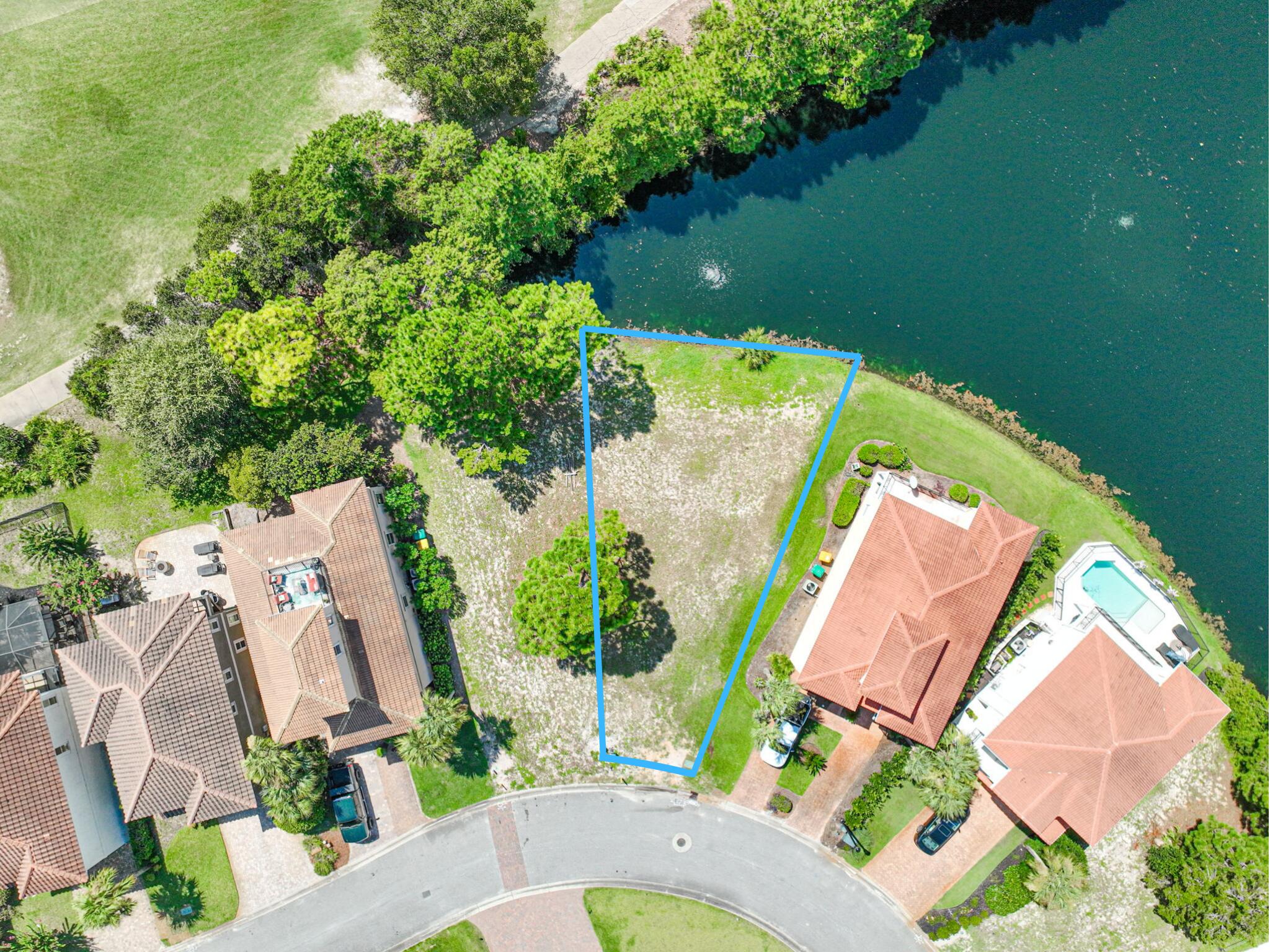 CALUSA BAY S/D - Land