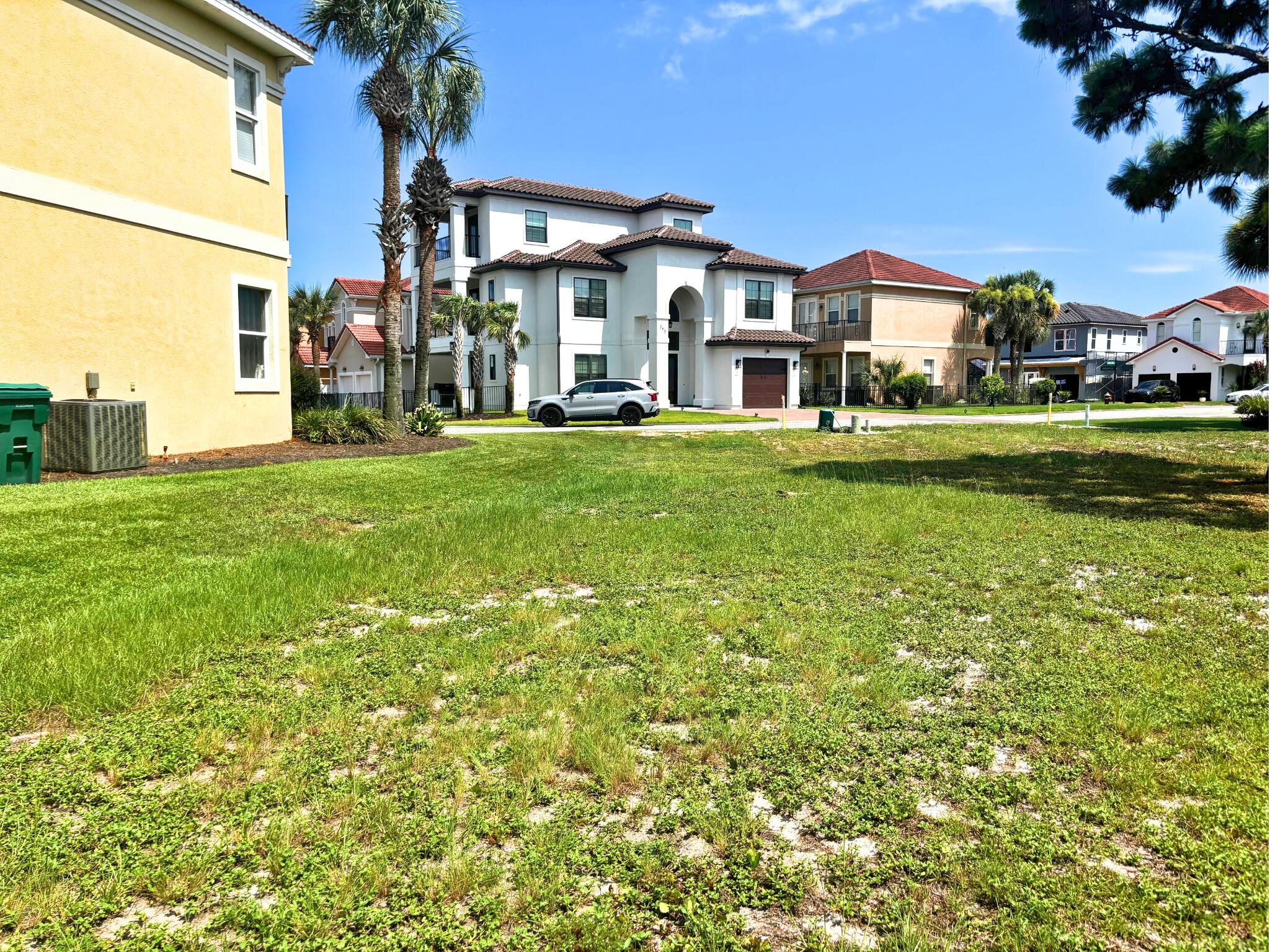 CALUSA BAY S/D - Land