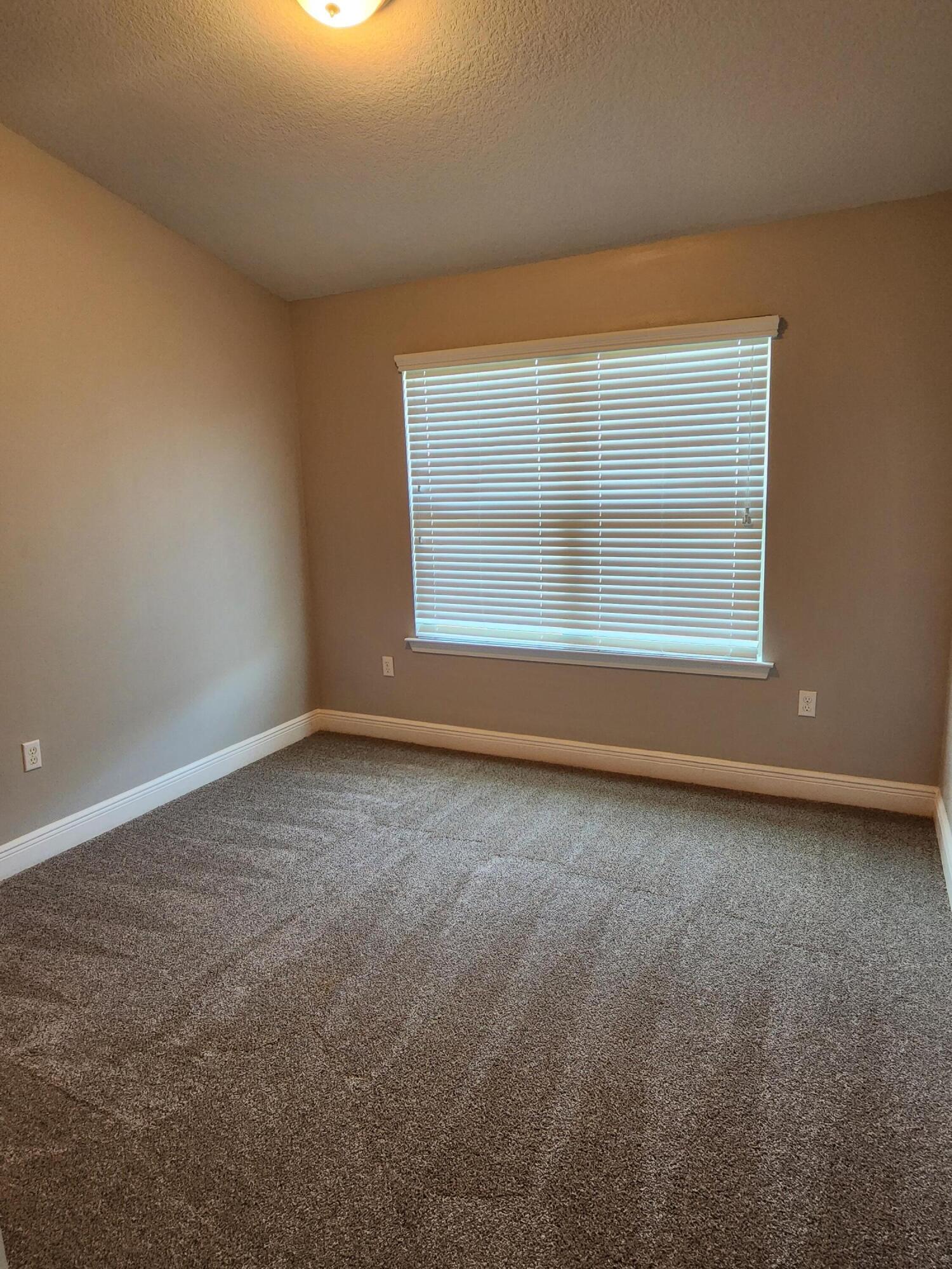 DUGGAN POND ESTATES - Residential