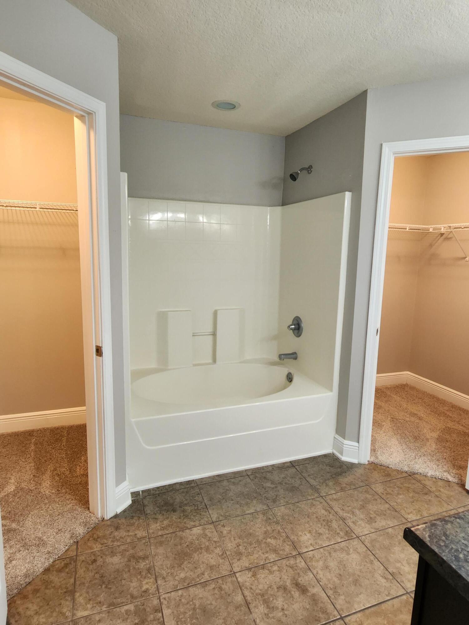 DUGGAN POND ESTATES - Residential