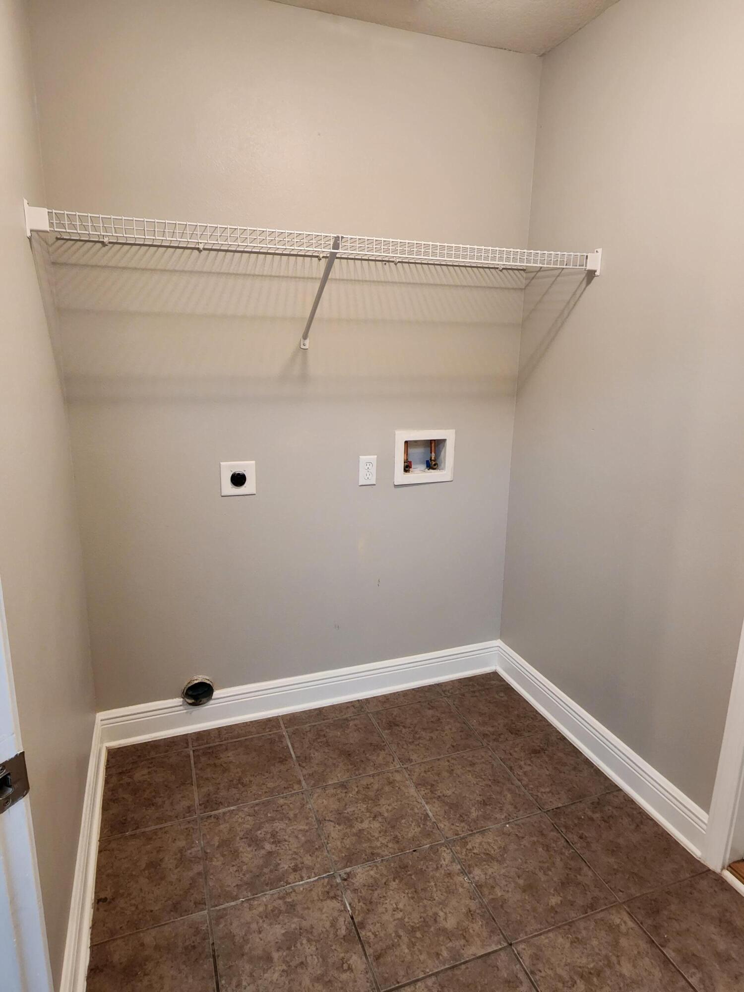 DUGGAN POND ESTATES - Residential