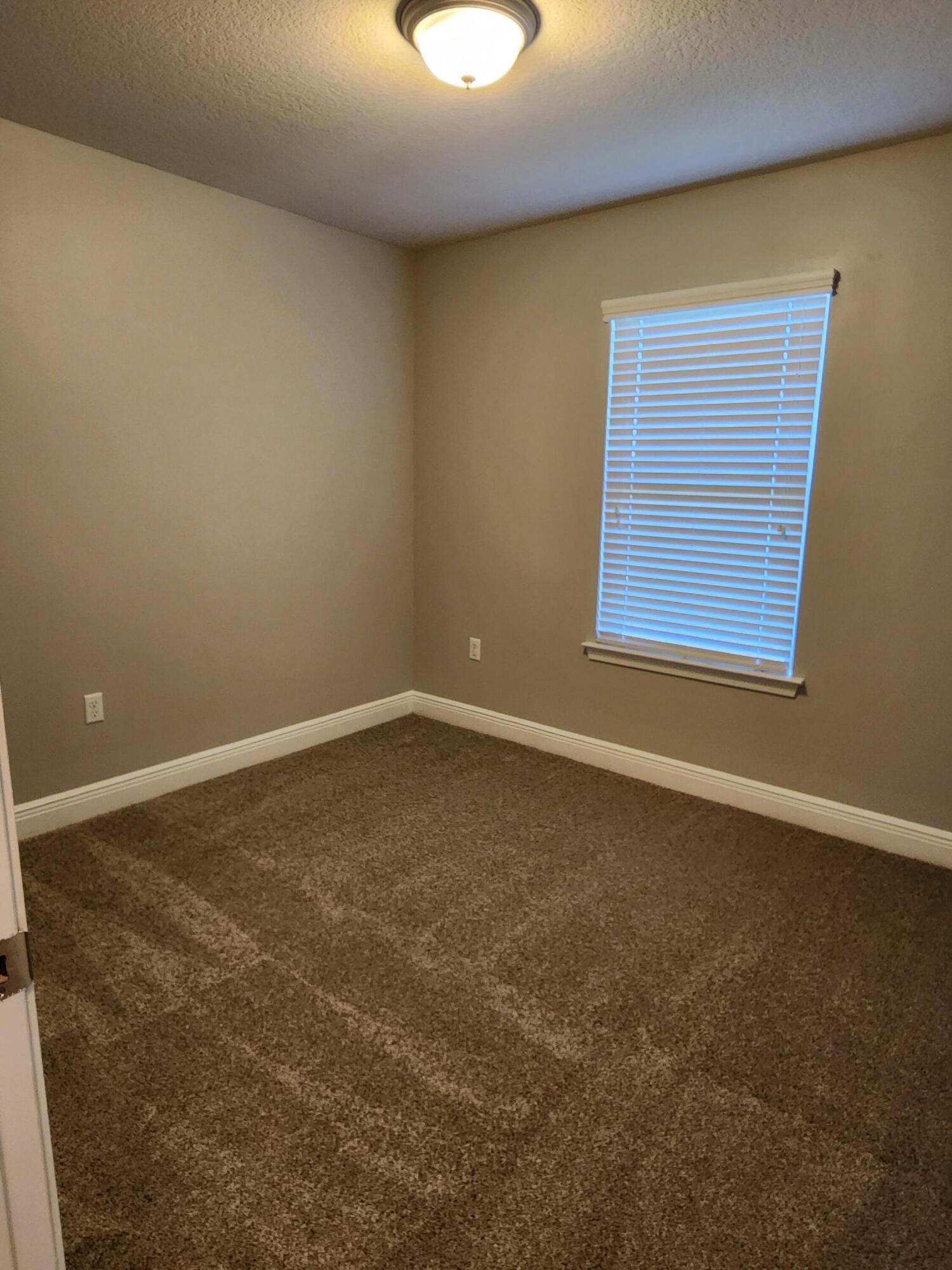 DUGGAN POND ESTATES - Residential