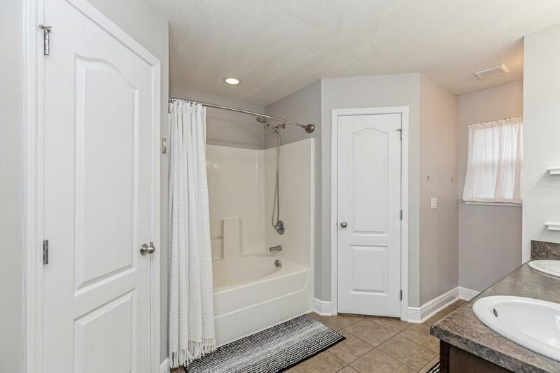 DUGGAN POND ESTATES - Residential