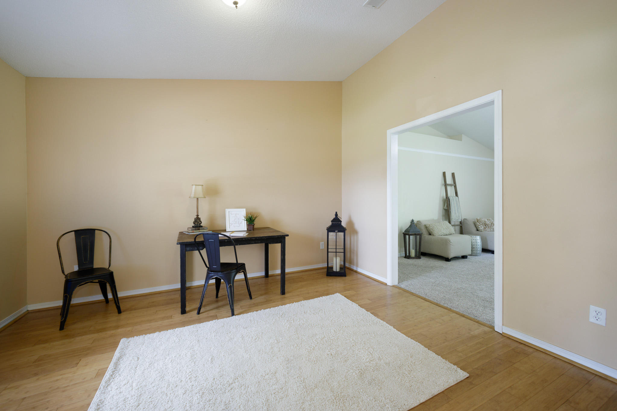 COUNTRYVIEW ESTATES 9TH ADDN - Residential