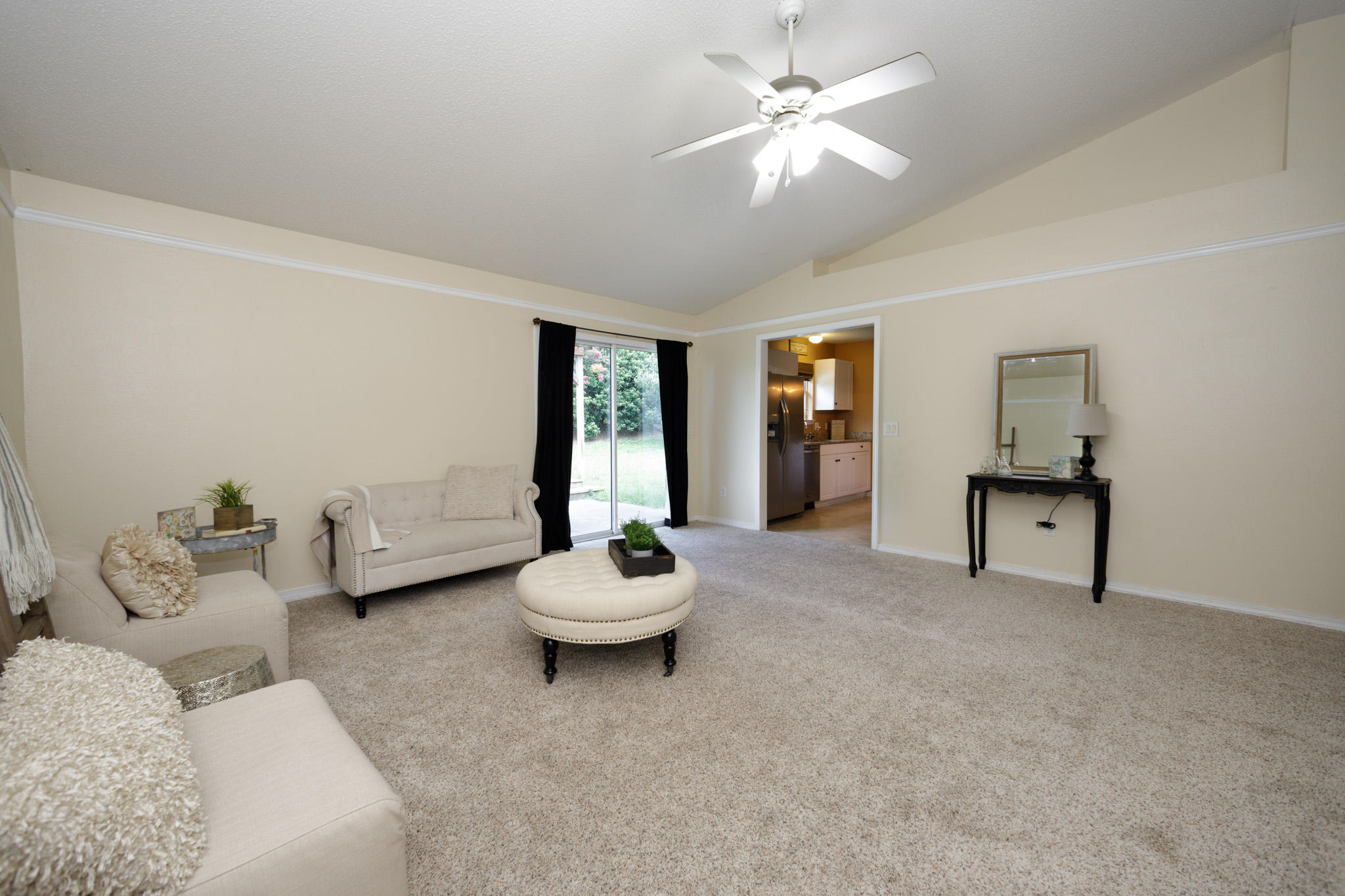 COUNTRYVIEW ESTATES 9TH ADDN - Residential