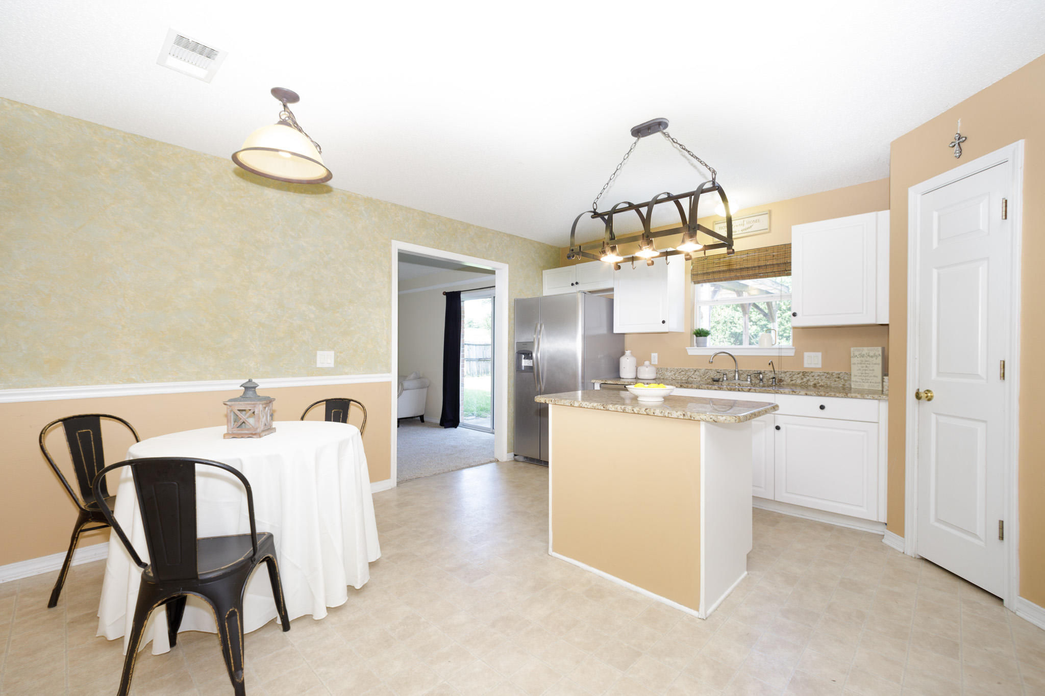 COUNTRYVIEW ESTATES 9TH ADDN - Residential