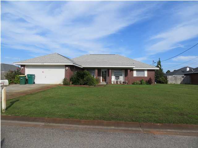 This is NOT a short sale. The sellers of the estate want to give someone a great opportunity to have a great home. This is an as-is sale do to the trustee of the estate being out of state. Hot water heater is the only known non working item in the house and all the carpet needs to be replaced and the interior painting needs to be freshened up. It has a great open floor plan with a larger master bedroom. Two separate sinks in the master bath with a garden tub and separate shower. Breakfast area and a breakfast bar as well. Riding lawn mower will convey with the house and all appliances in the home. All room sized are estimated - not measured yet.