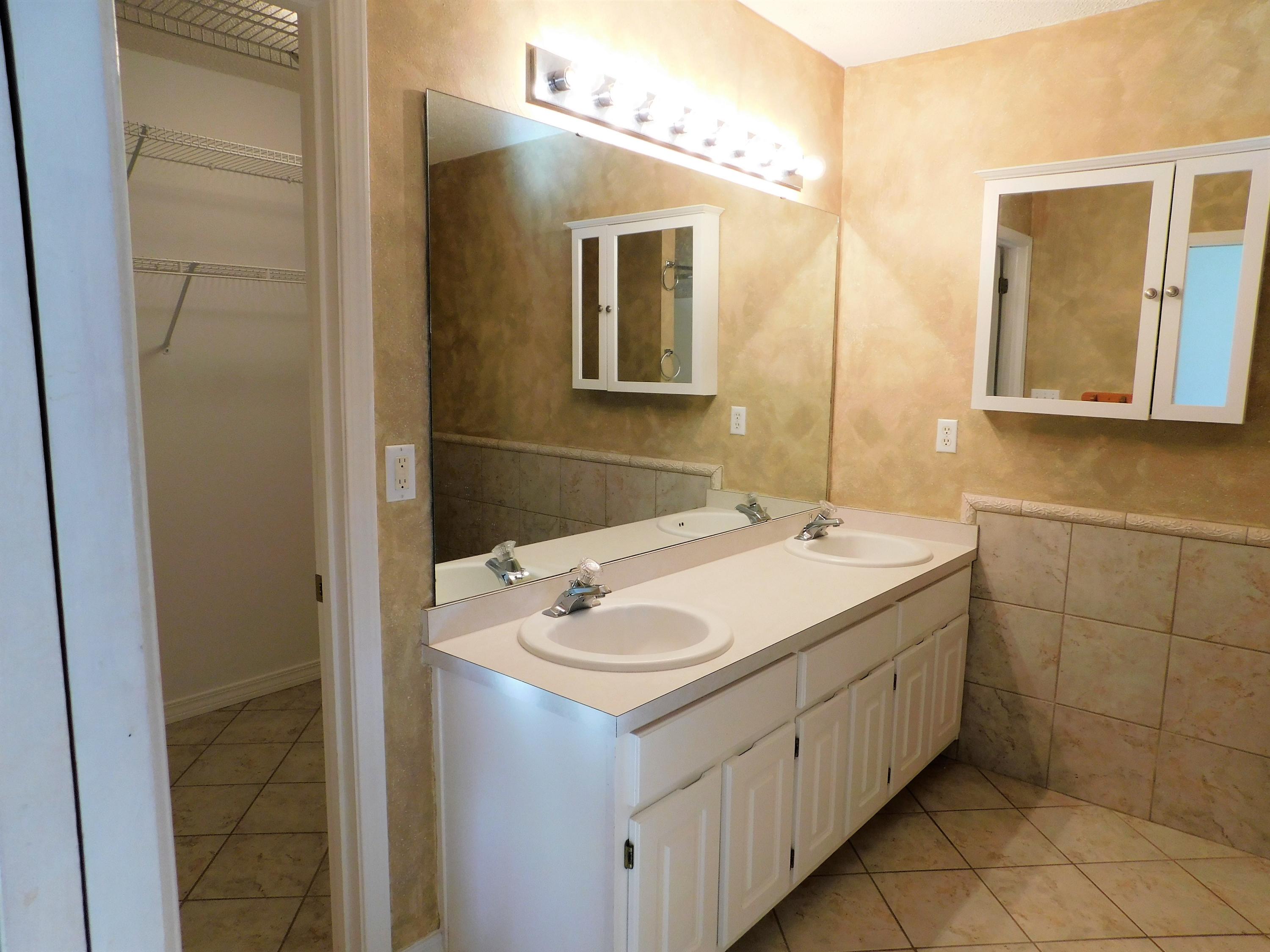 CORONADO VILLAGE PH 3 - Residential