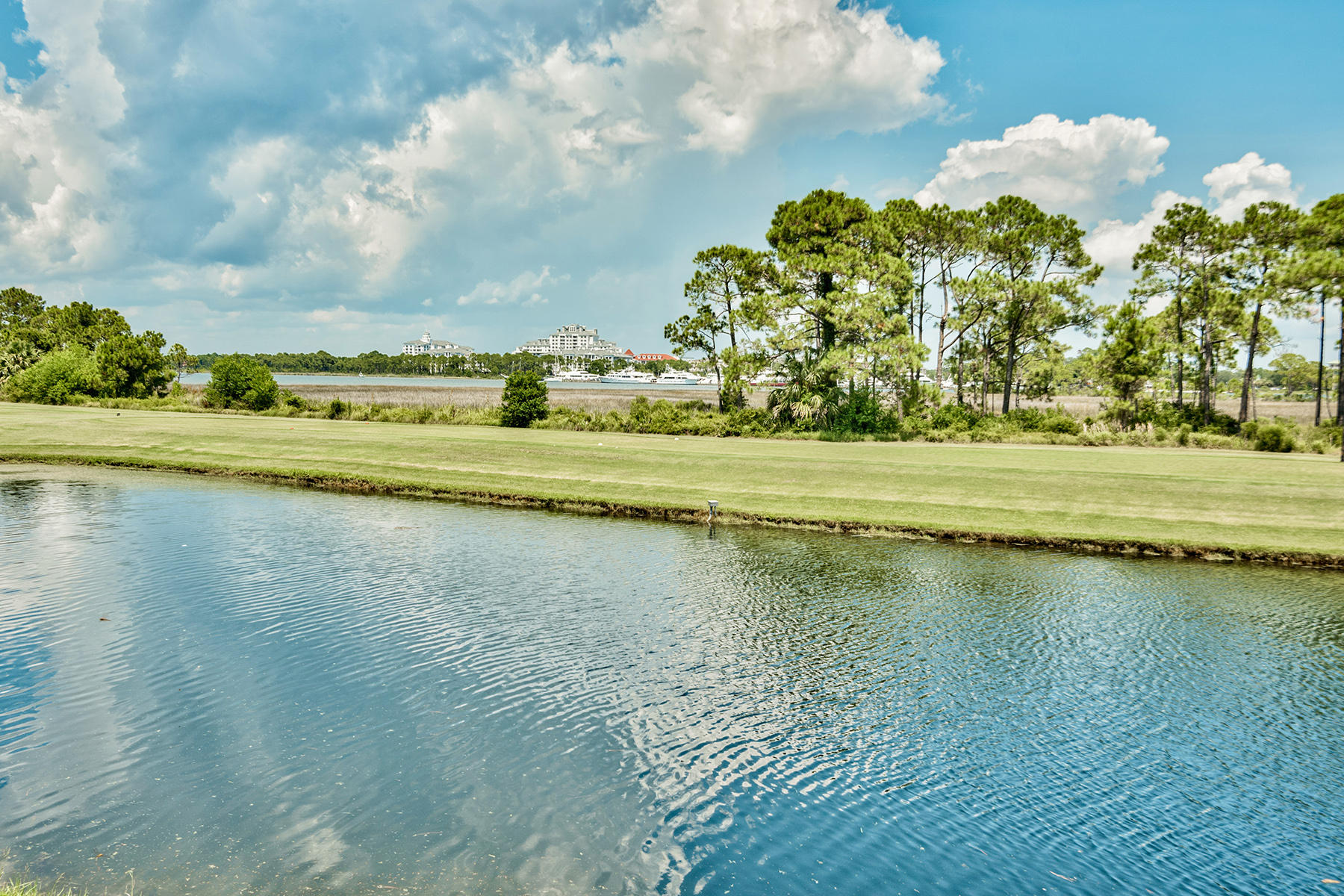 HARBOUR POINT CONDO - Residential
