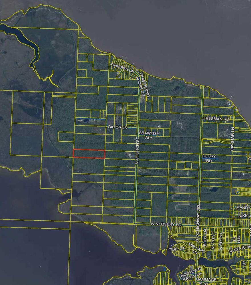 Excellent Opportunity for Private compound, or builder development in North Santa Rosa Beach.   A short distance from the bay and a short drive away from the Beach, this great spot will provide a fantastic opportunity to build the home of your dreams in the ever-appreciating area of the Emerald Coast. This area of Santa Rosa Beach is constantly growing and conveniently located near the shops of Grand Blvd but even closer to beach restaurants and shops at Gulf Place.