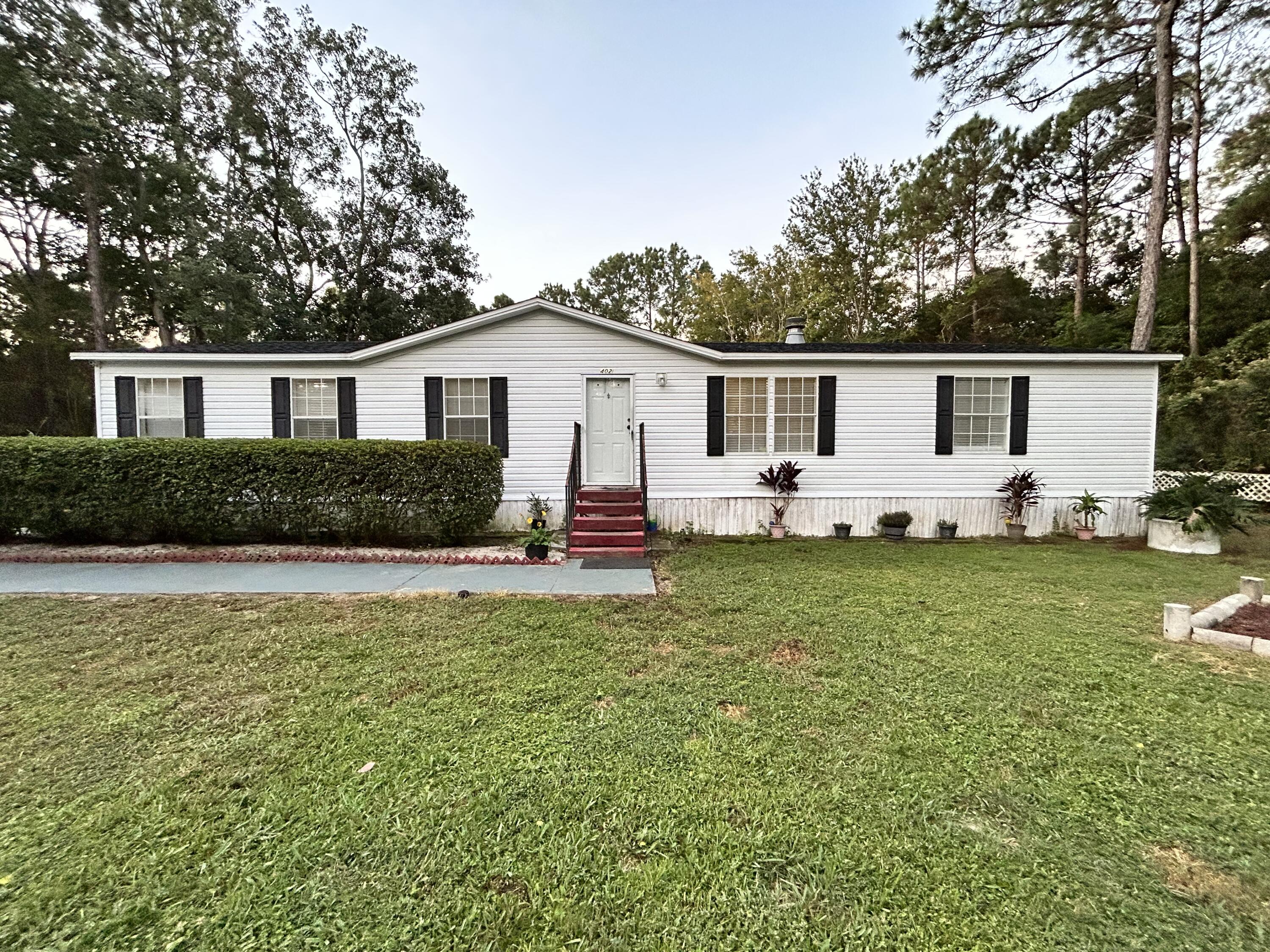 WYNNEHAVEN BEACH ESTATES - Residential