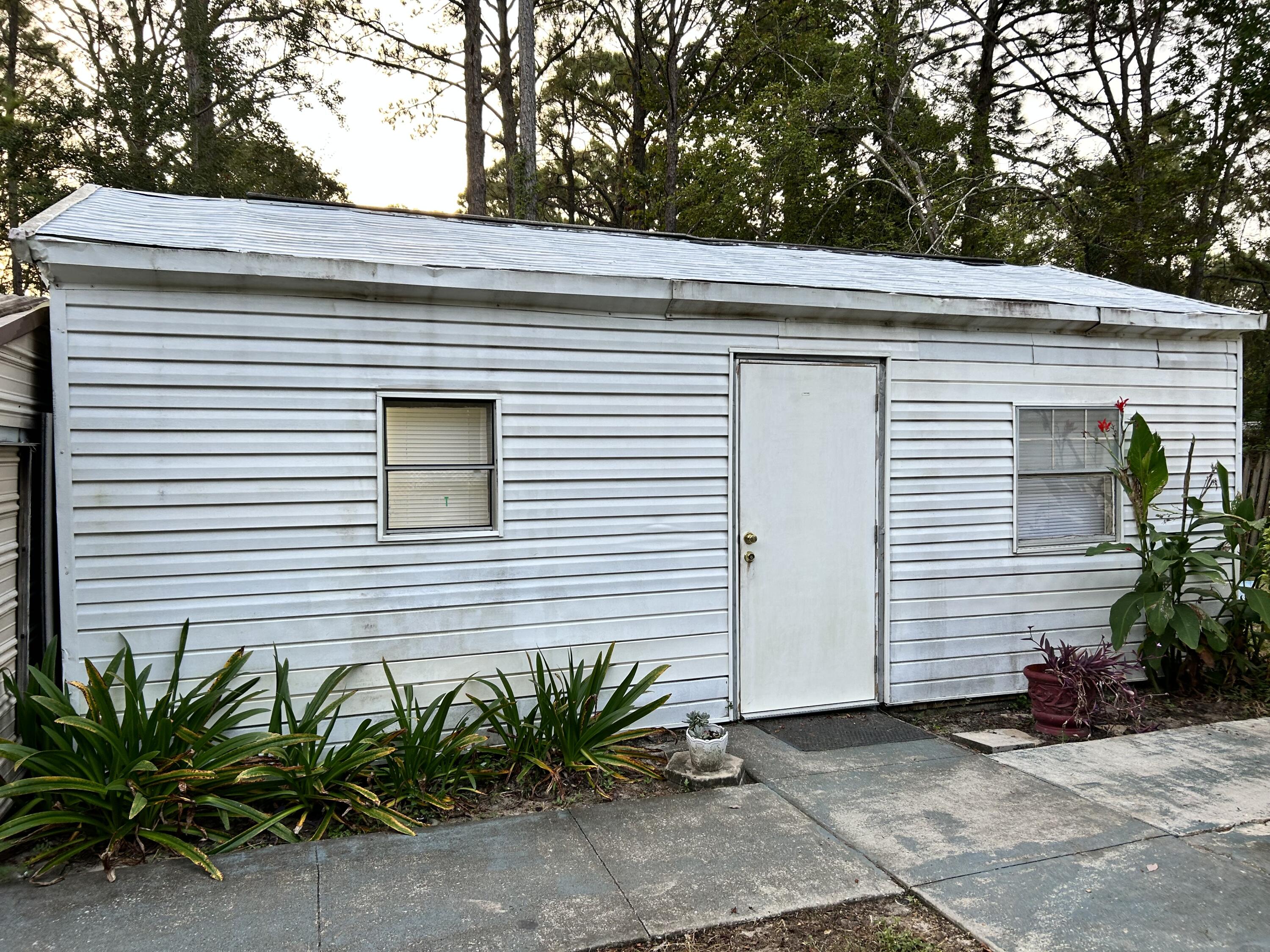 WYNNEHAVEN BEACH ESTATES - Residential