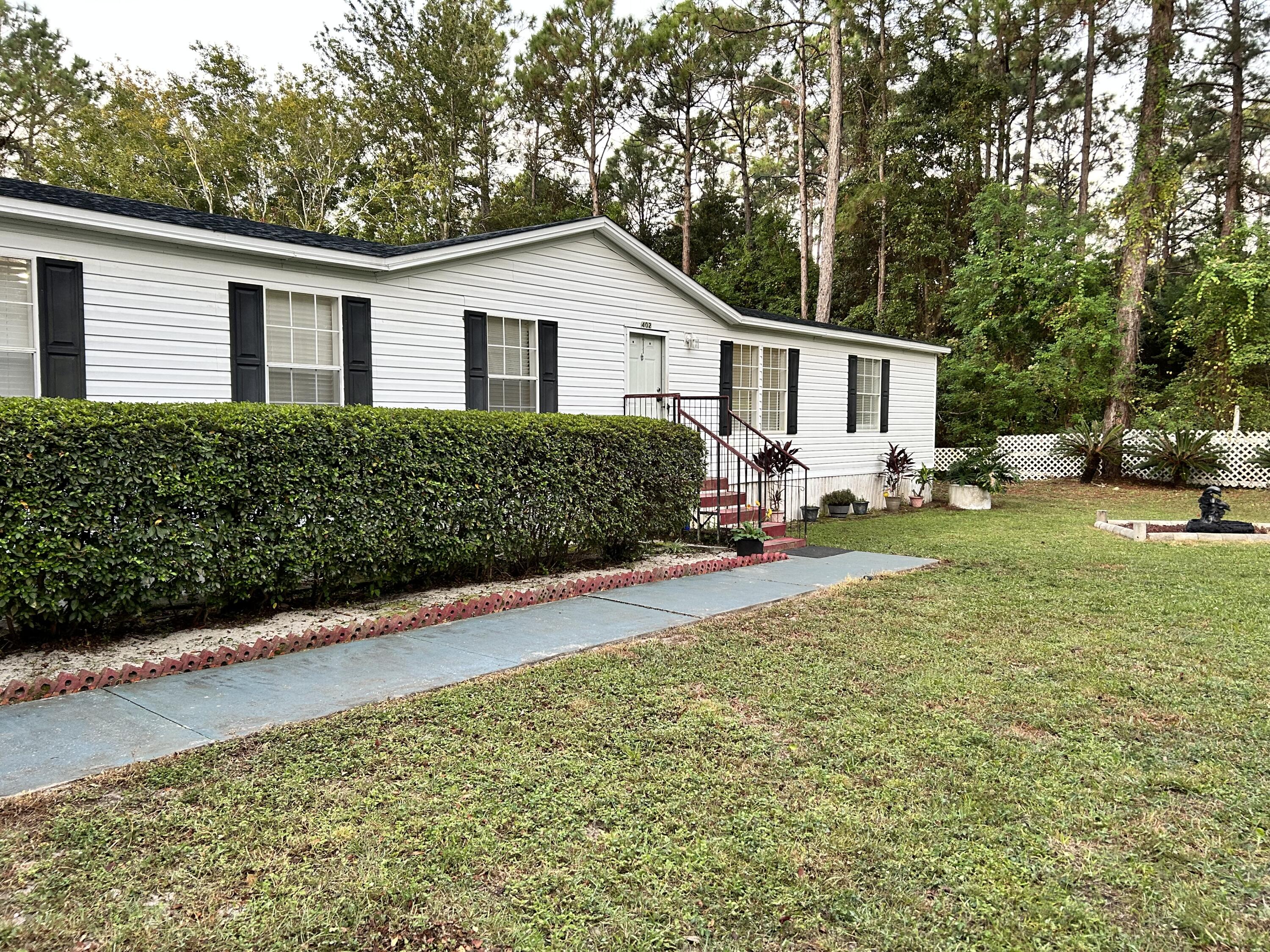 WYNNEHAVEN BEACH ESTATES - Residential