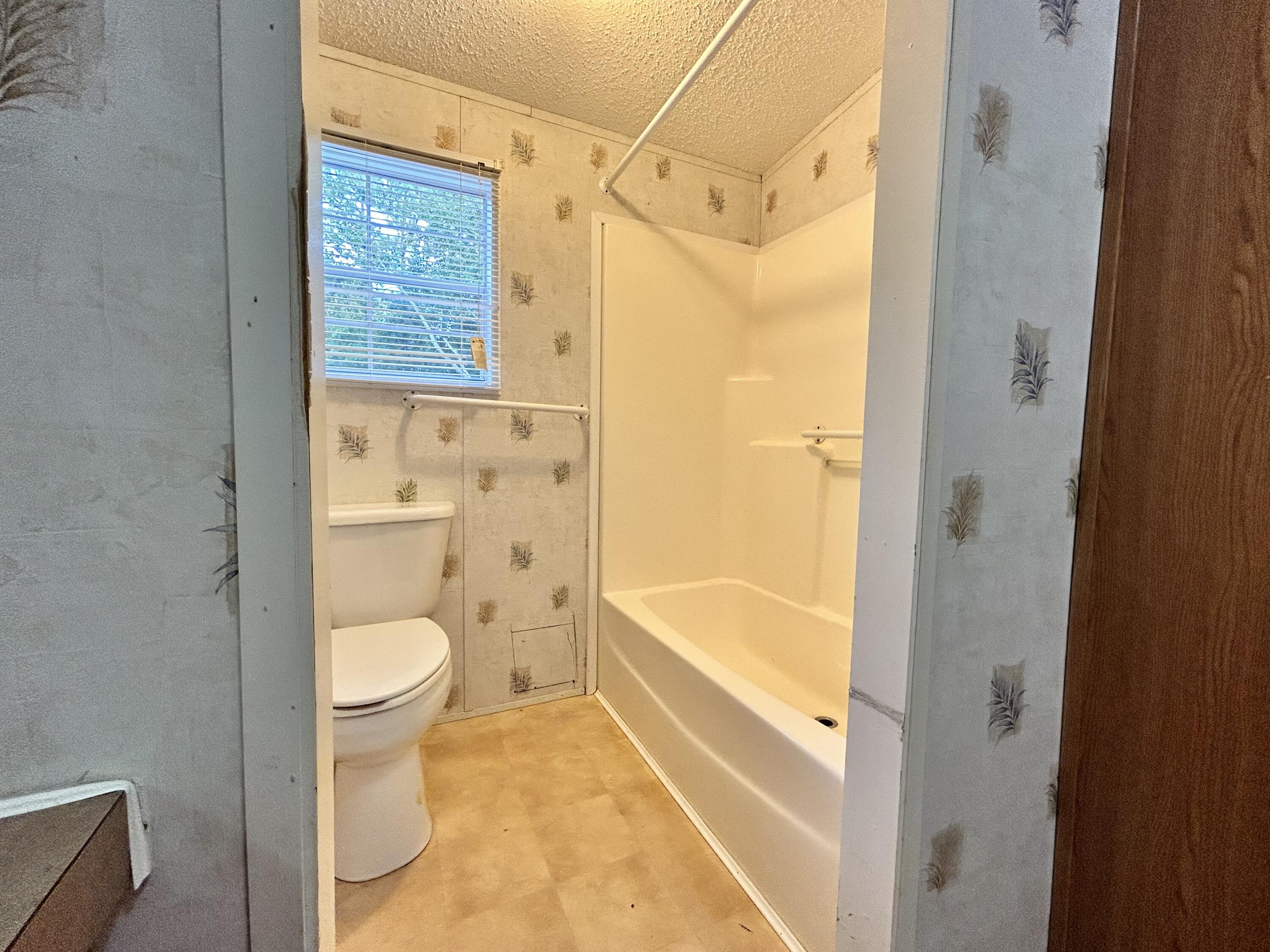 WYNNEHAVEN BEACH ESTATES - Residential