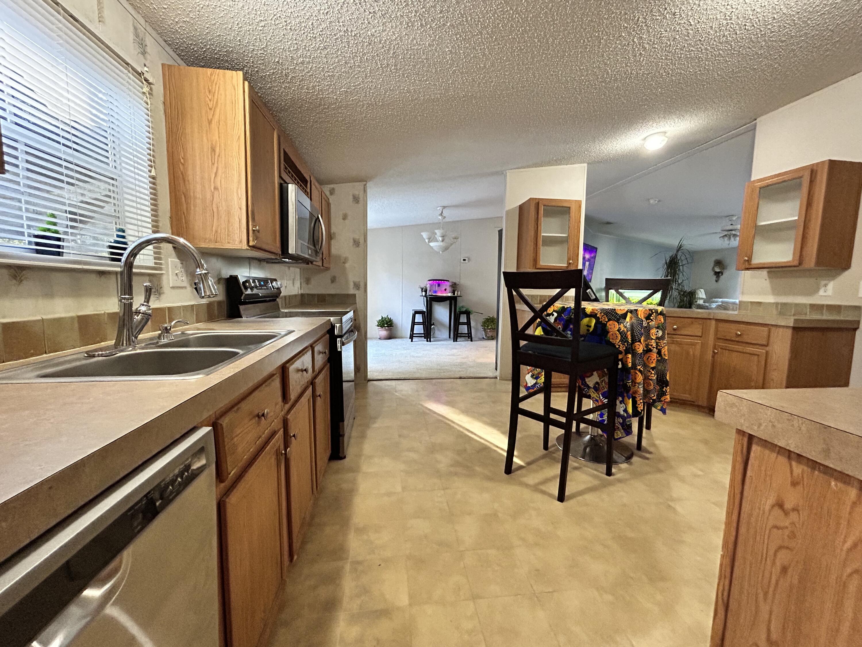 WYNNEHAVEN BEACH ESTATES - Residential