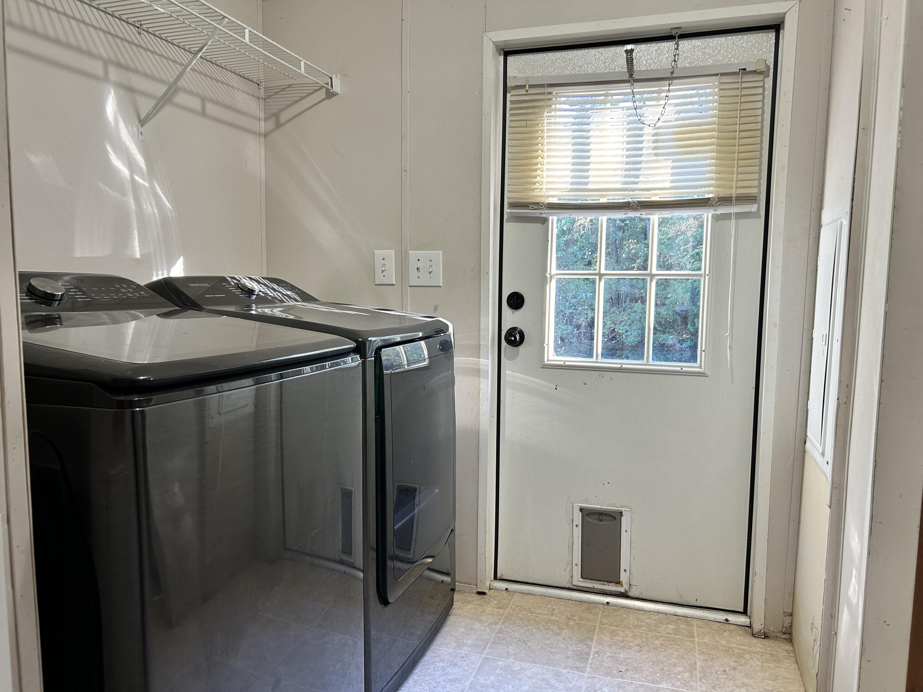 WYNNEHAVEN BEACH ESTATES - Residential