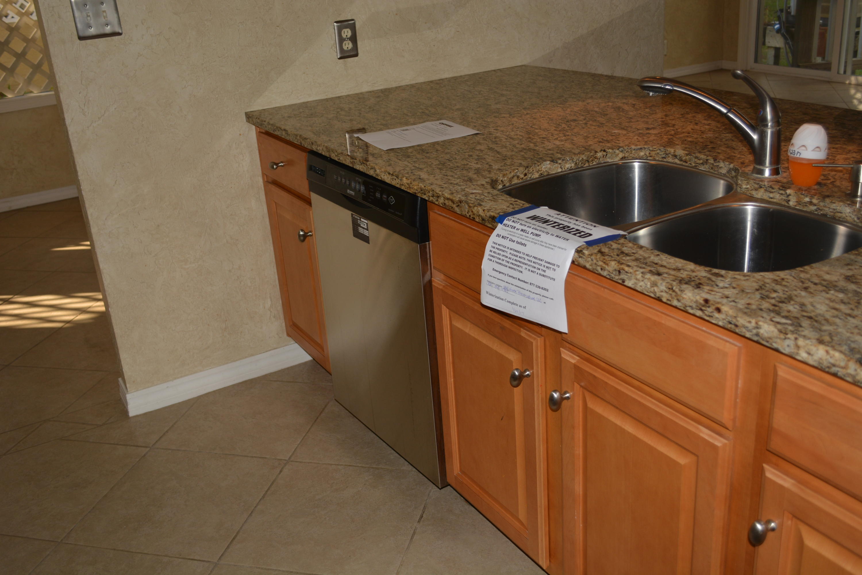 GARNIERS CAY T/H - Residential