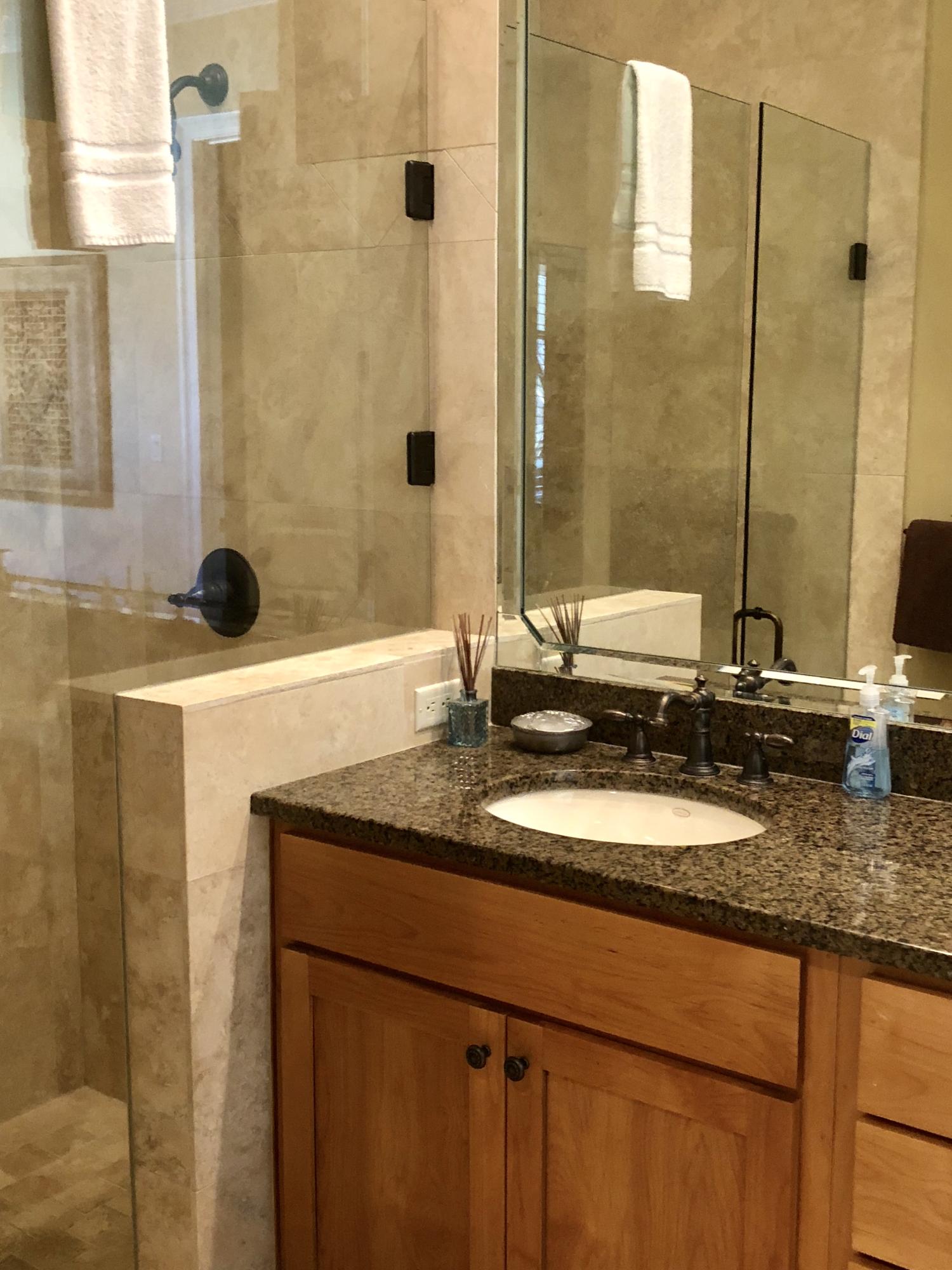 VINEYARD THE - Residential