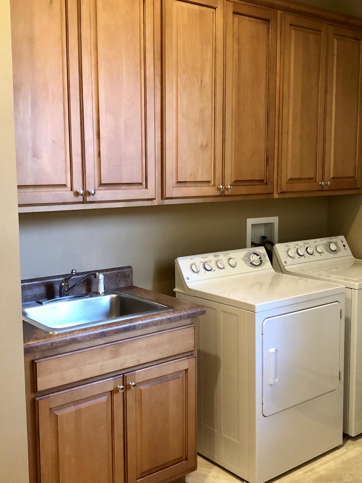 VINEYARD THE - Residential