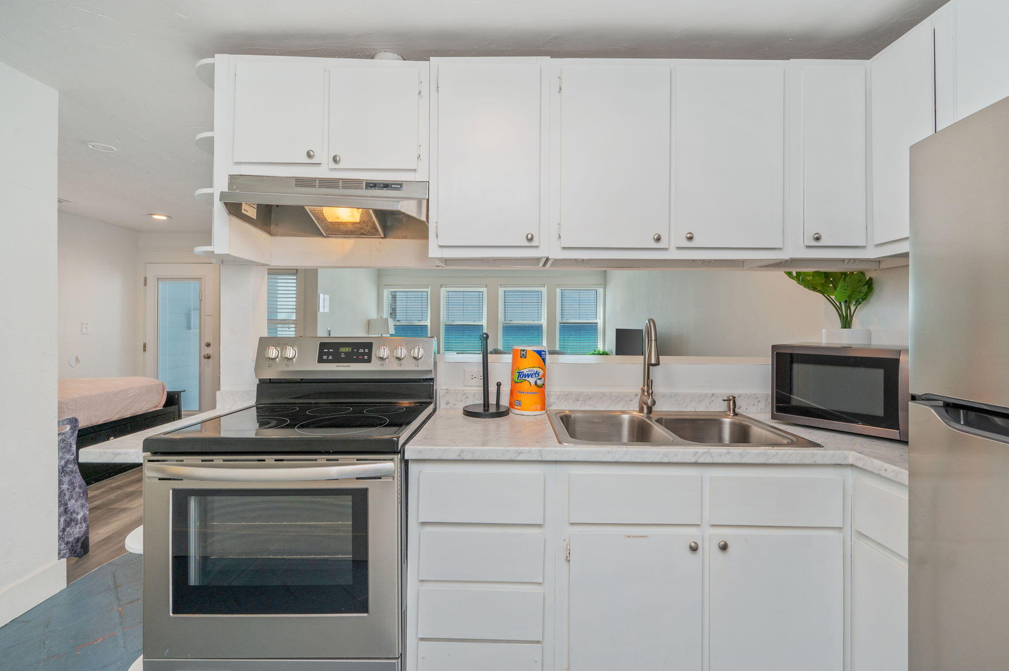 SEAWINDS T/H - Residential